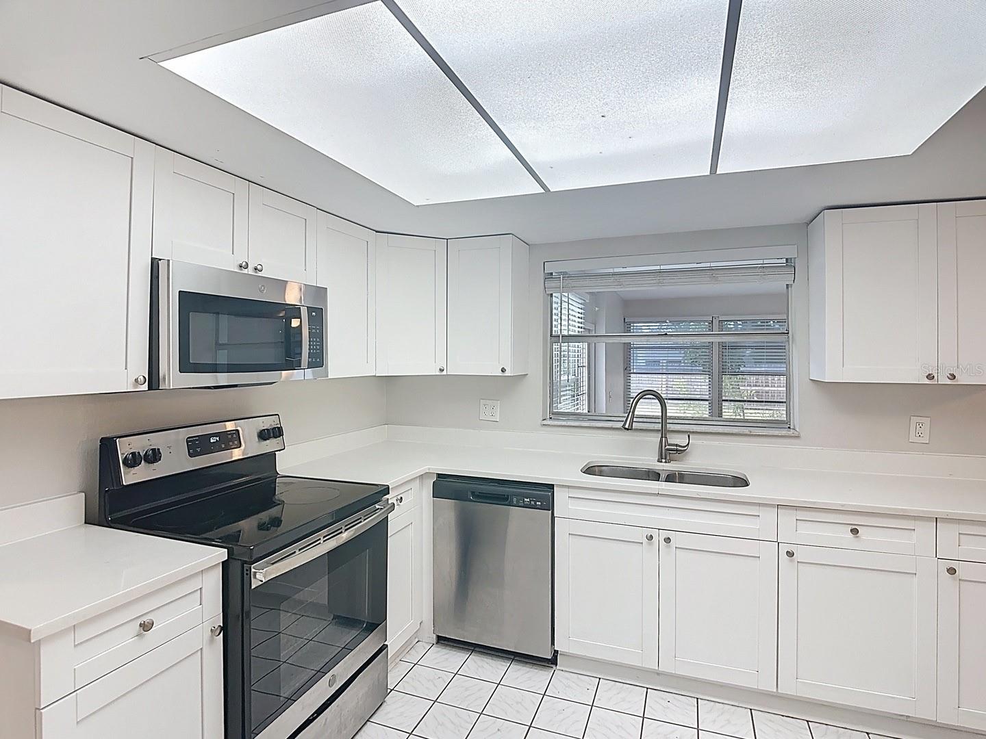 Image 7 of 40 For 11320 Currie Lane