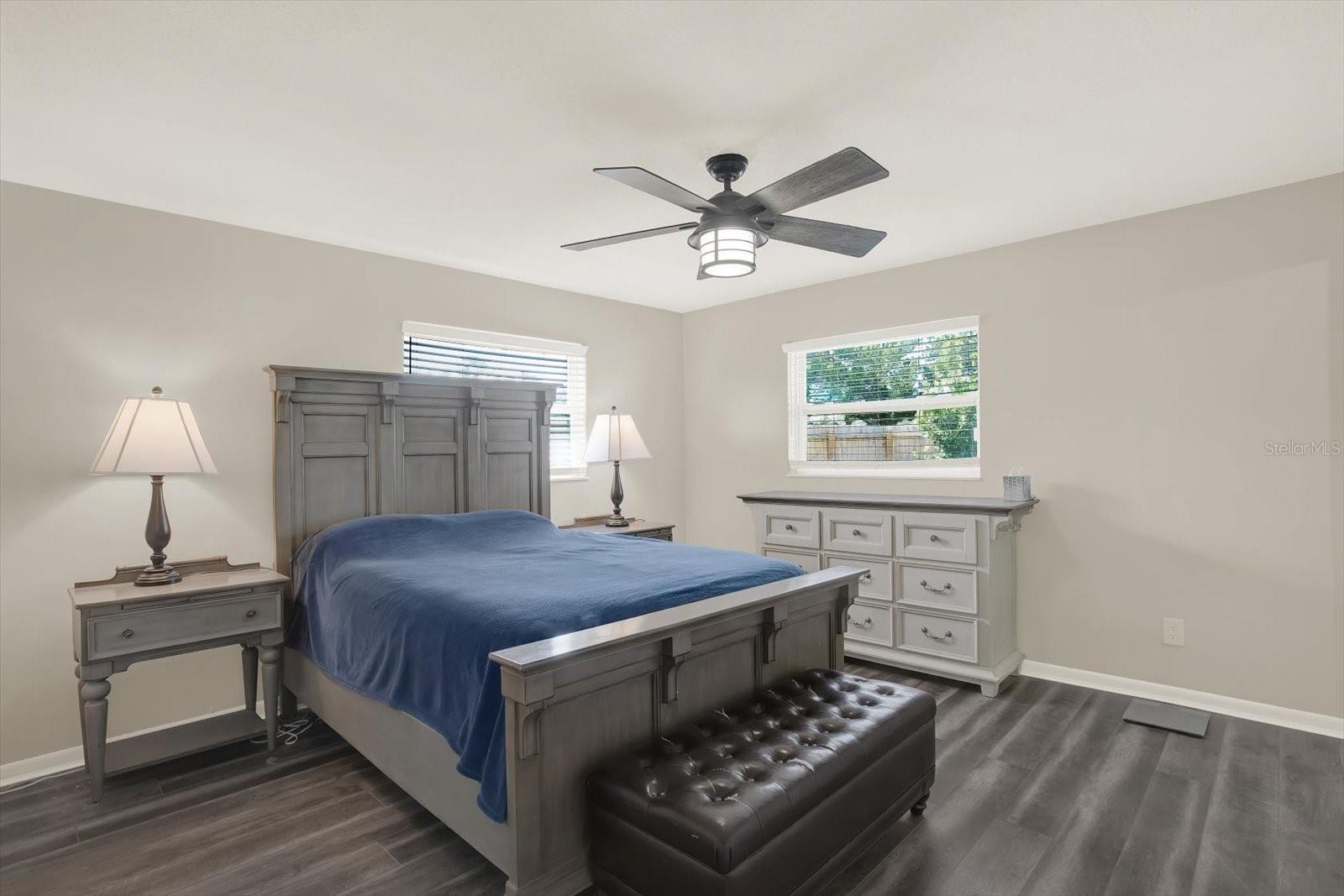 Image 11 of 31 For 11551 119th Terrace