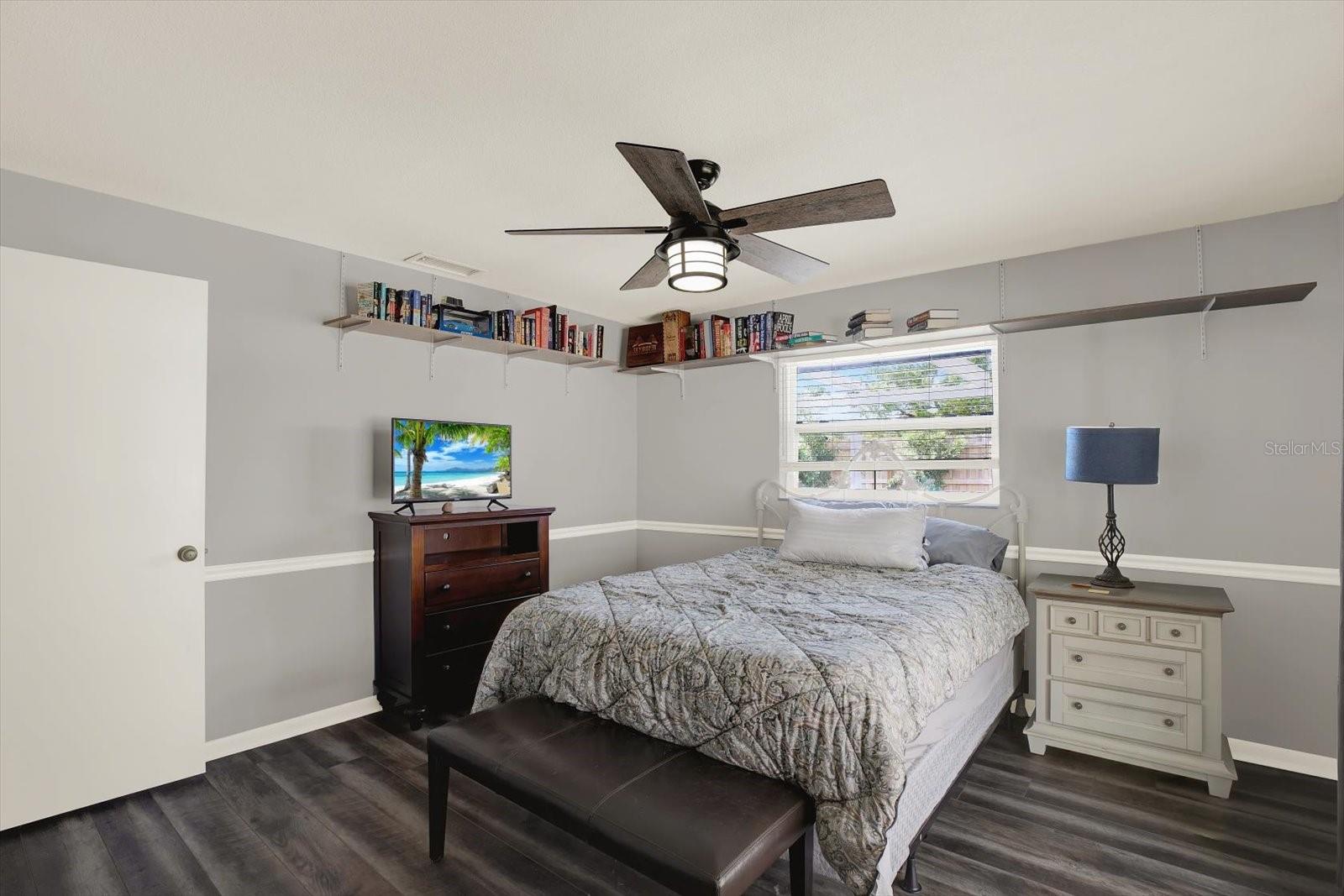 Image 15 of 31 For 11551 119th Terrace