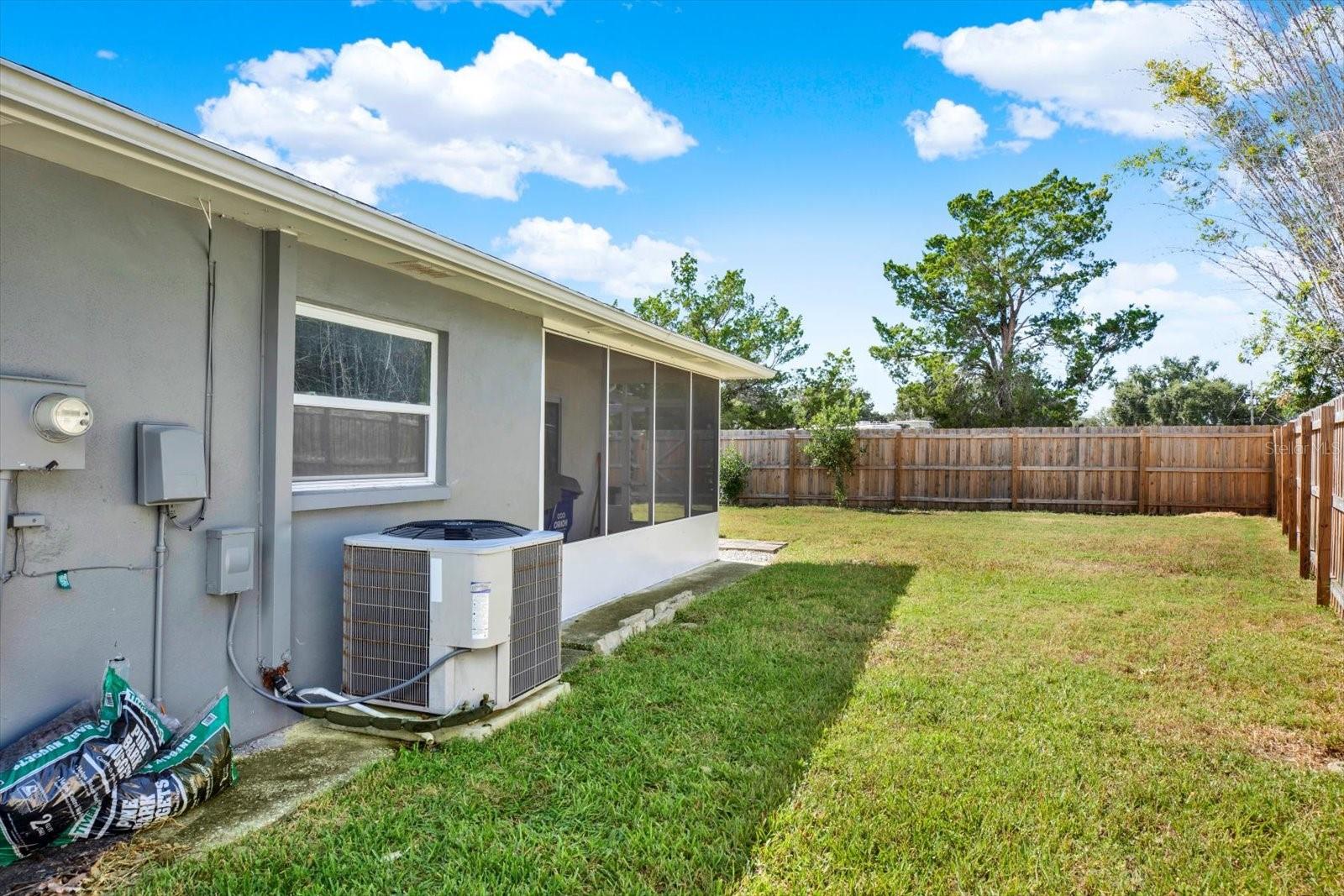 Image 23 of 31 For 11551 119th Terrace