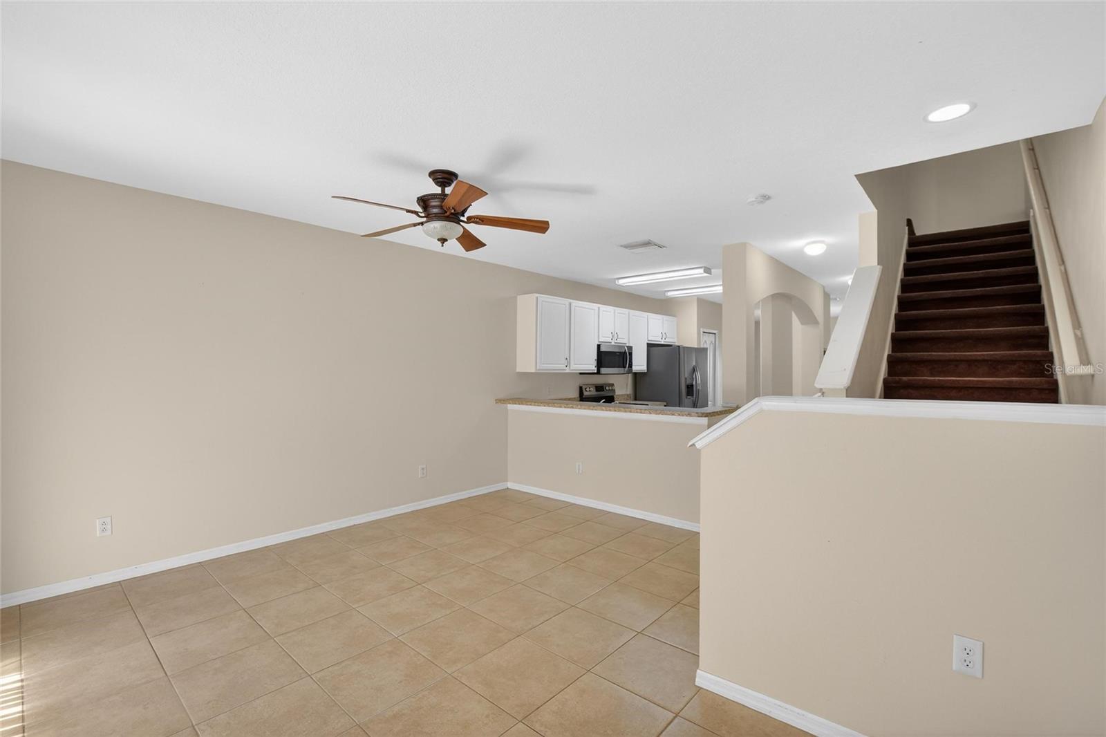 Image 22 of 41 For 15843 Fishhawk View Drive