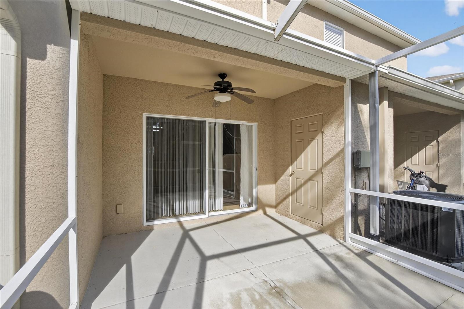 Image 36 of 41 For 15843 Fishhawk View Drive