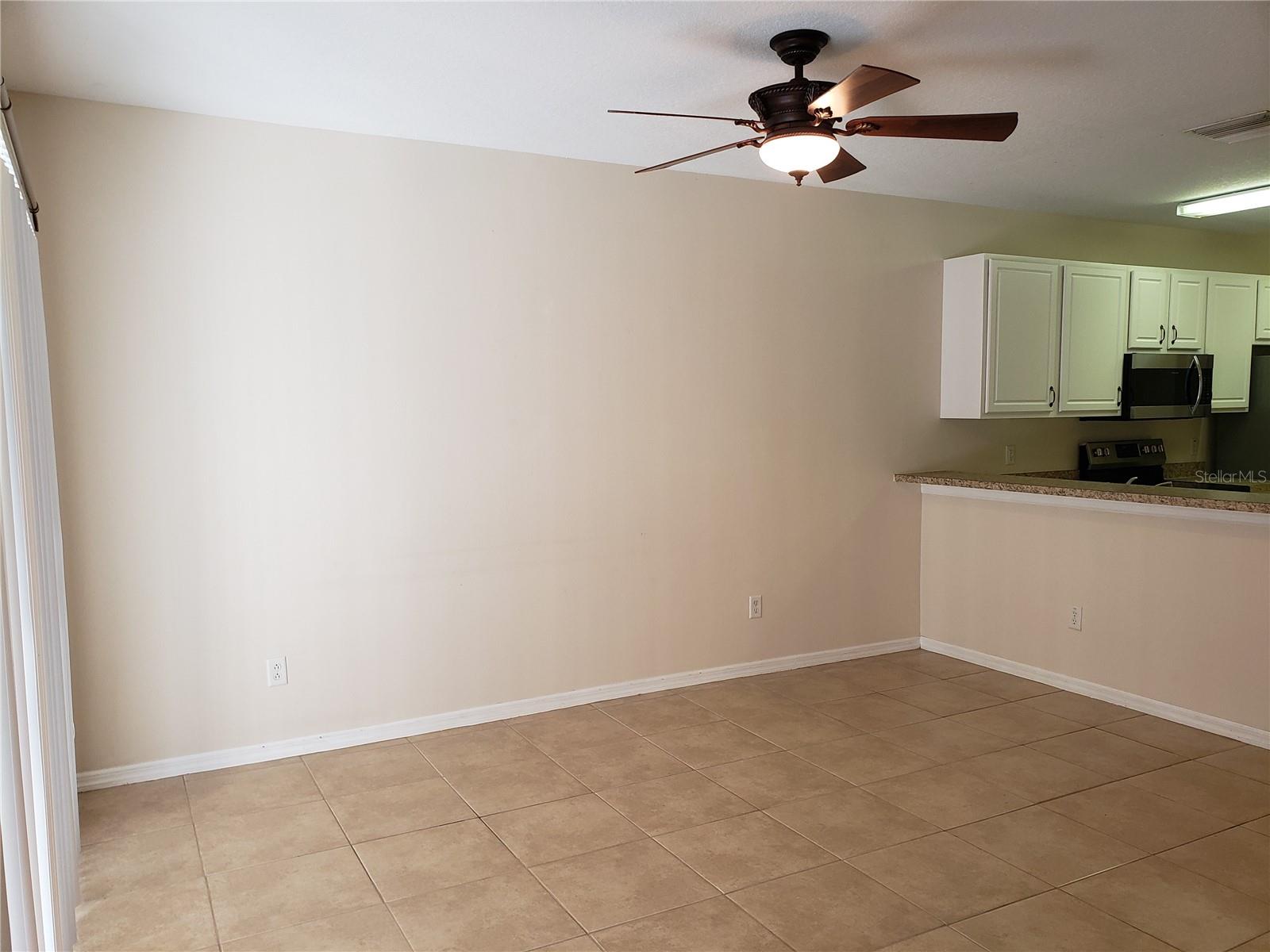 Image 5 of 13 For 15843 Fishhawk View Drive