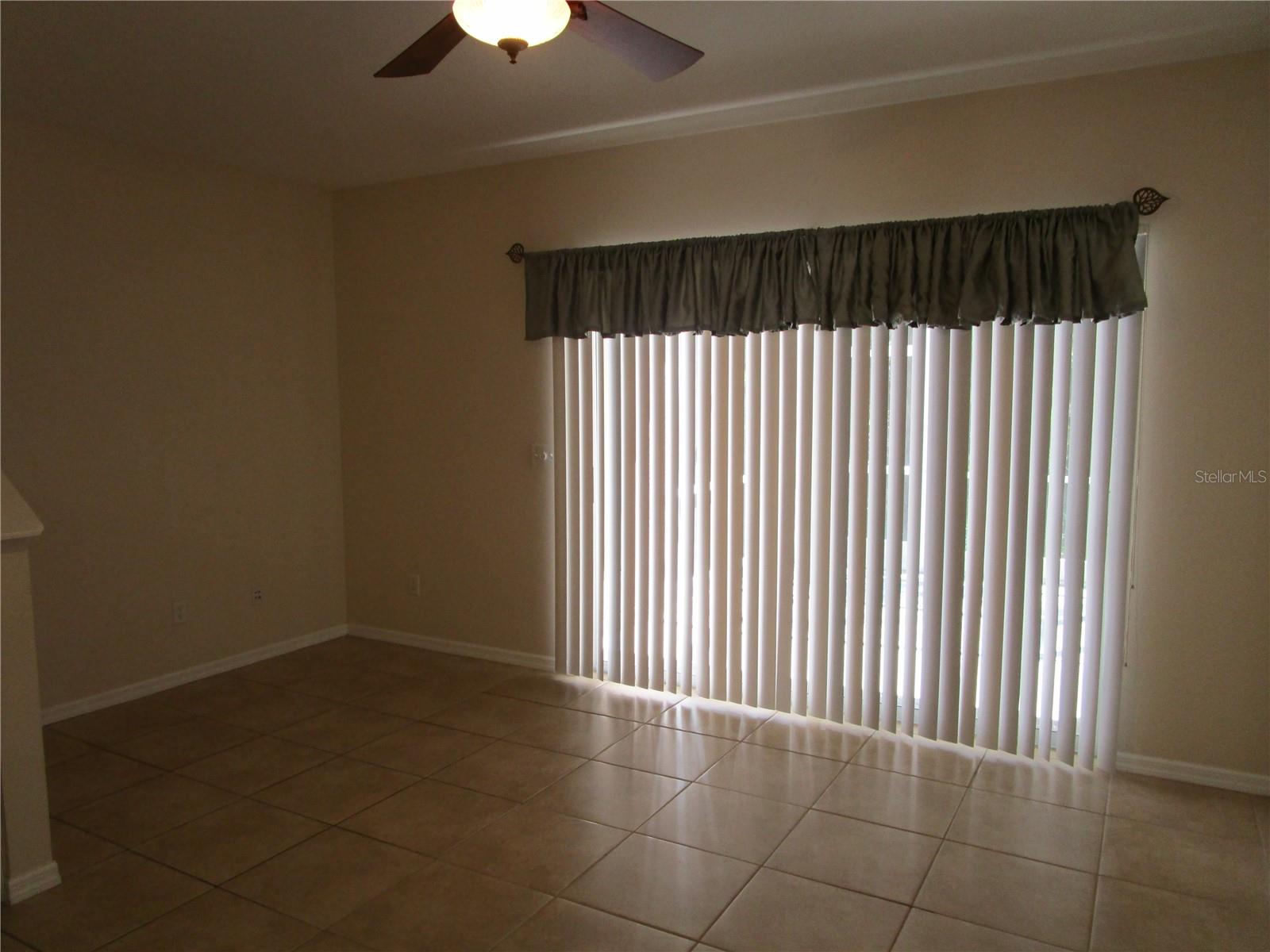 Image 6 of 13 For 15843 Fishhawk View Drive