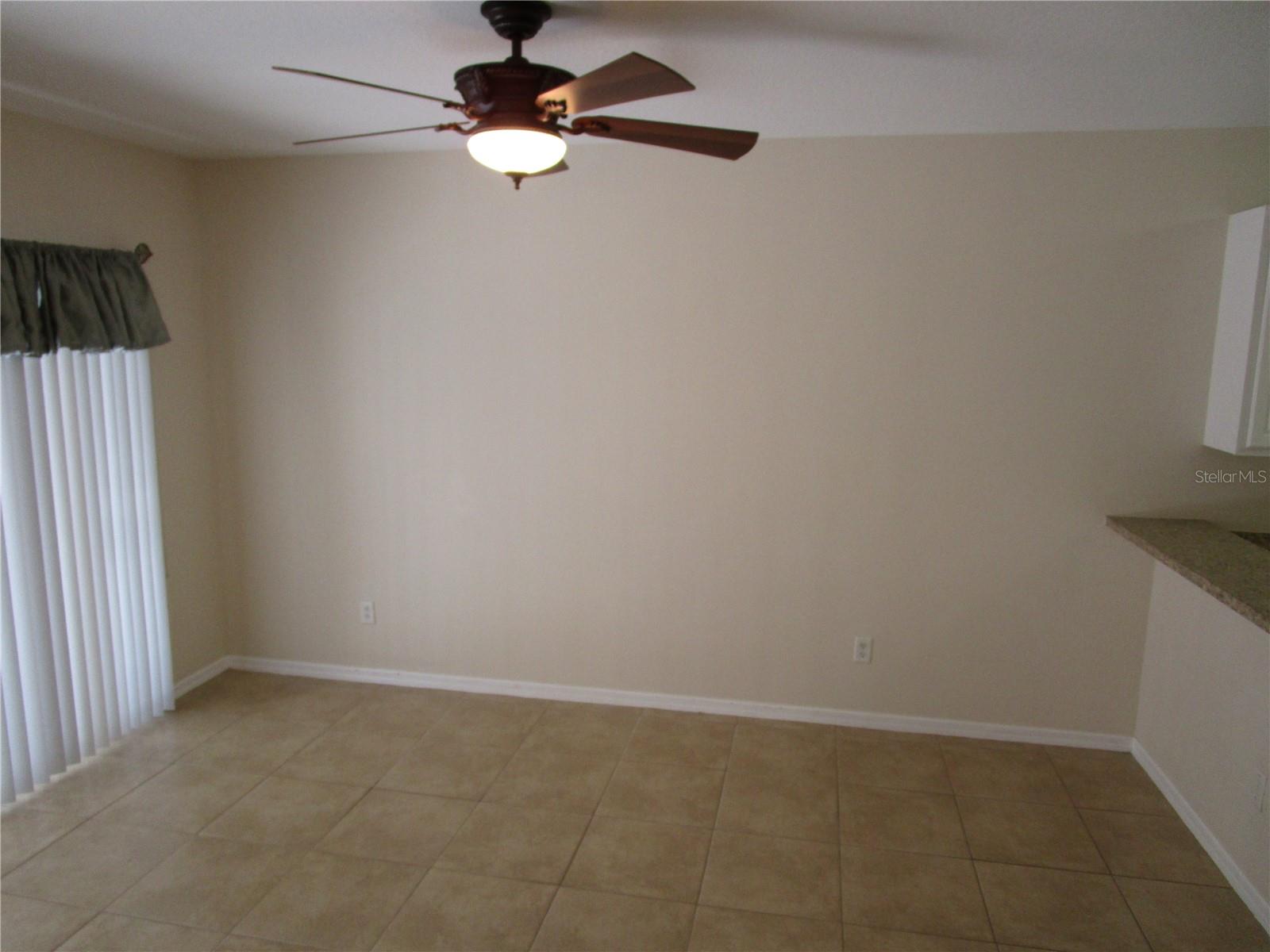 Image 7 of 13 For 15843 Fishhawk View Drive