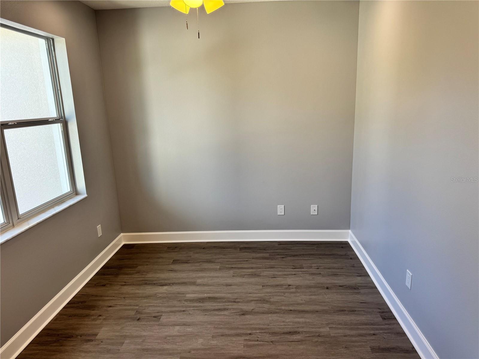 Image 15 of 71 For 13733 10th Street