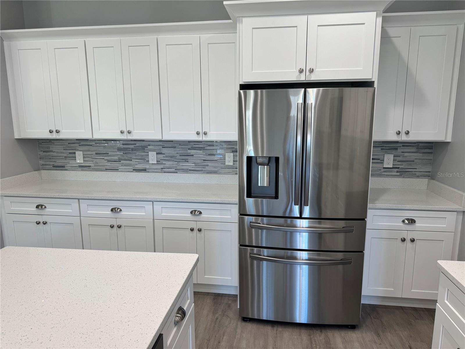 Image 21 of 71 For 13733 10th Street