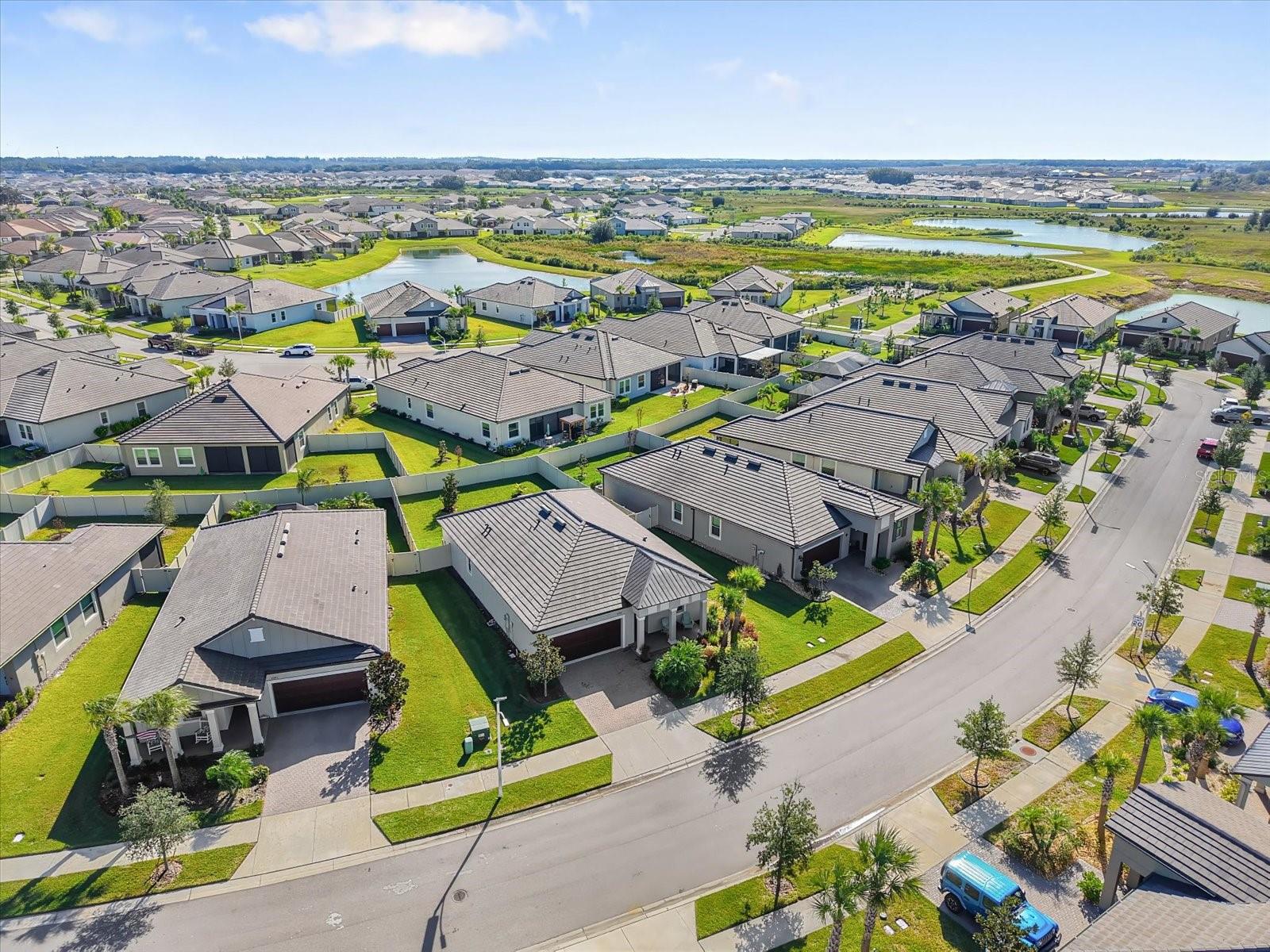 Image 30 of 39 For 31707 Magna Gulf Loop