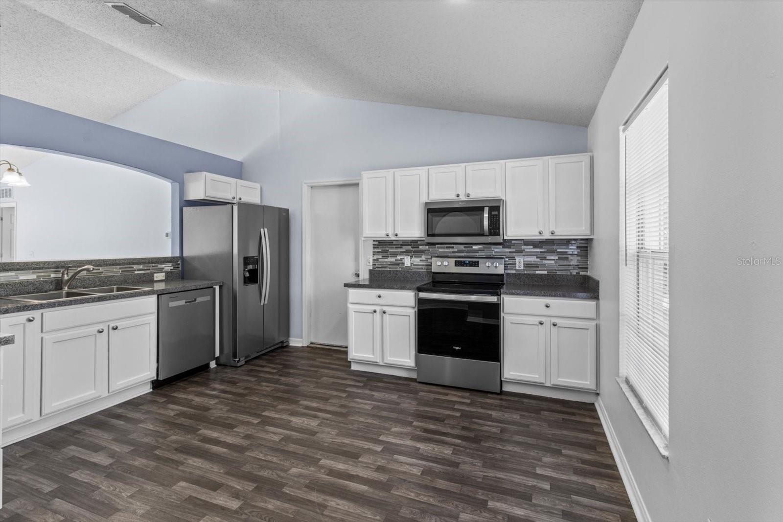 Image 14 of 47 For 7895 Sarazen Drive