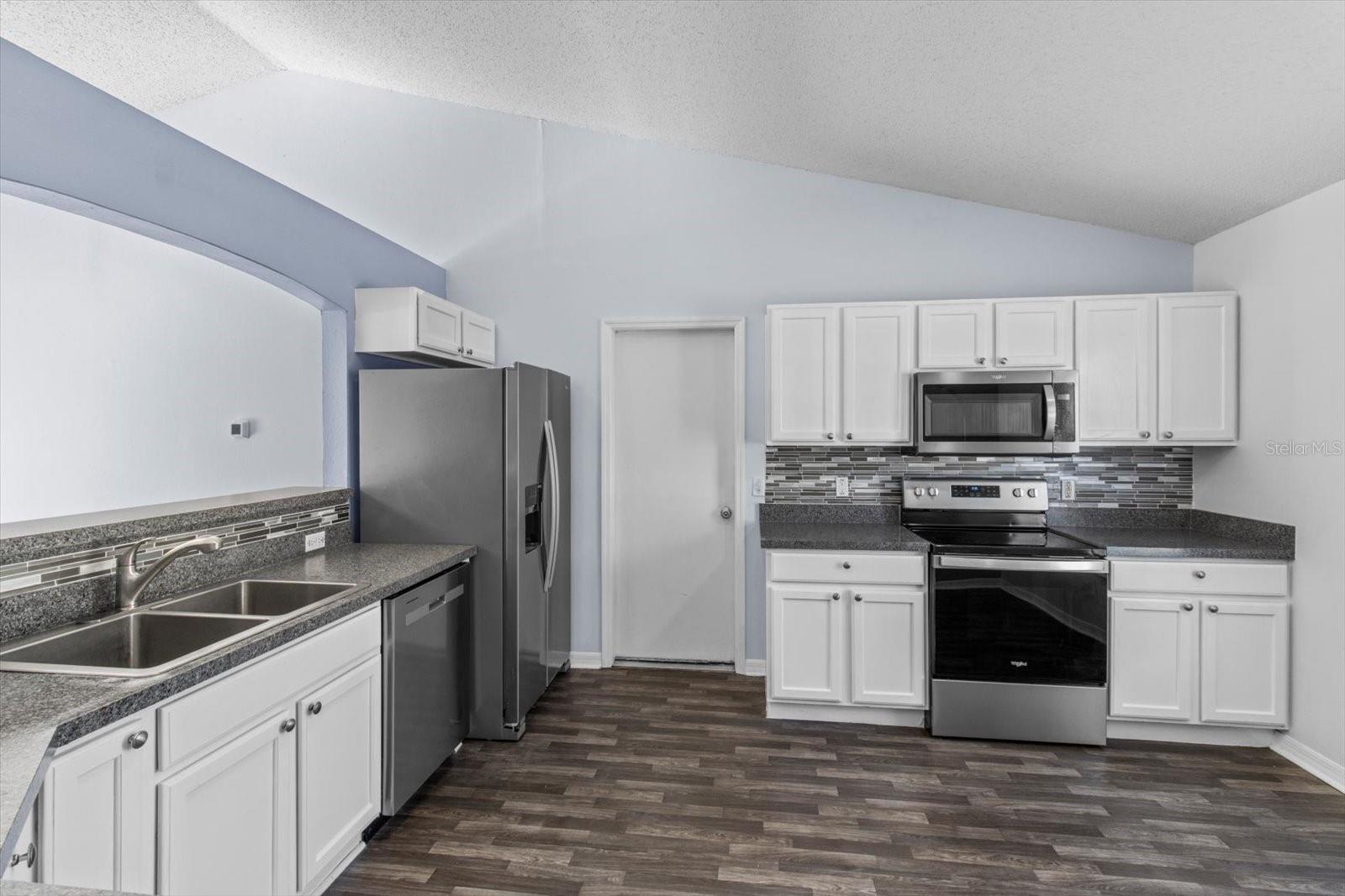 Image 3 of 47 For 7895 Sarazen Drive