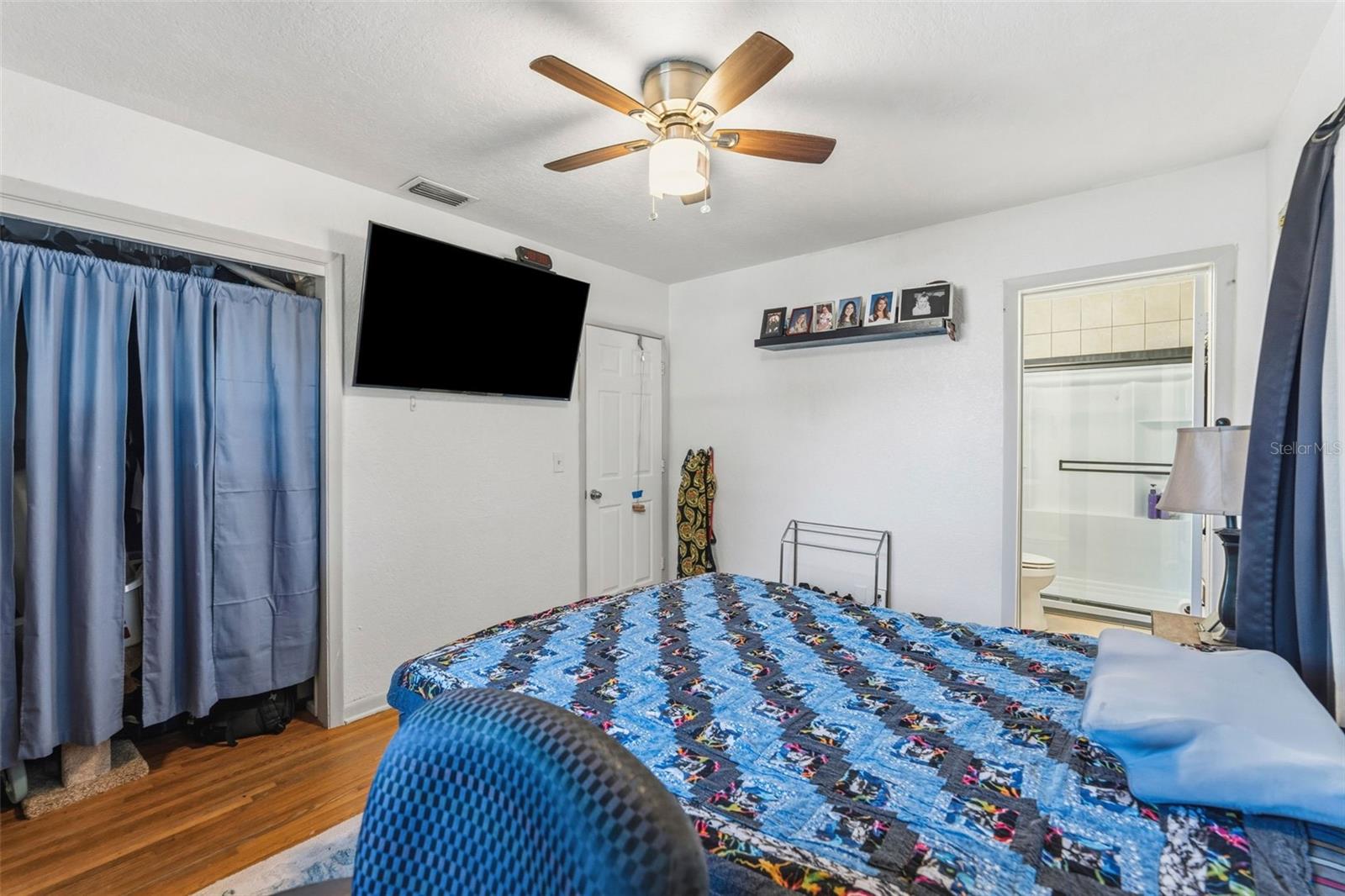 Image 14 of 29 For 1485 Overlea Street