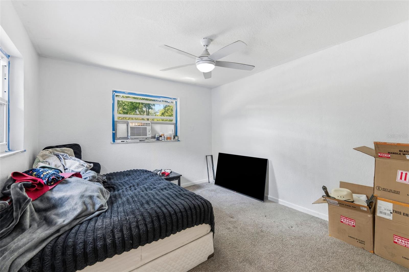 Image 16 of 29 For 1485 Overlea Street