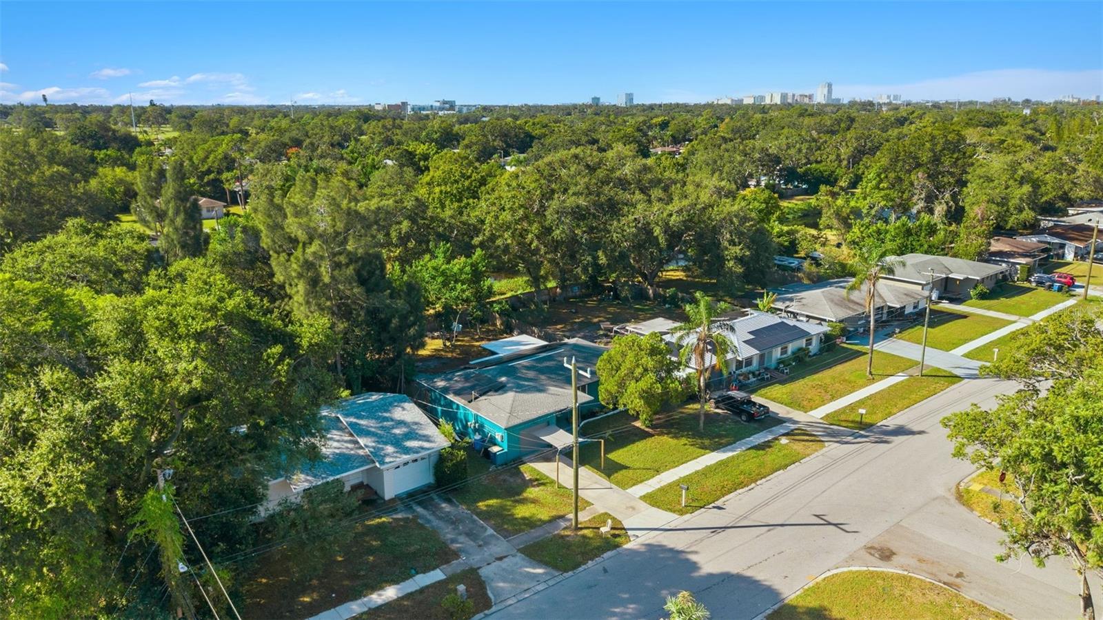 Image 24 of 29 For 1485 Overlea Street