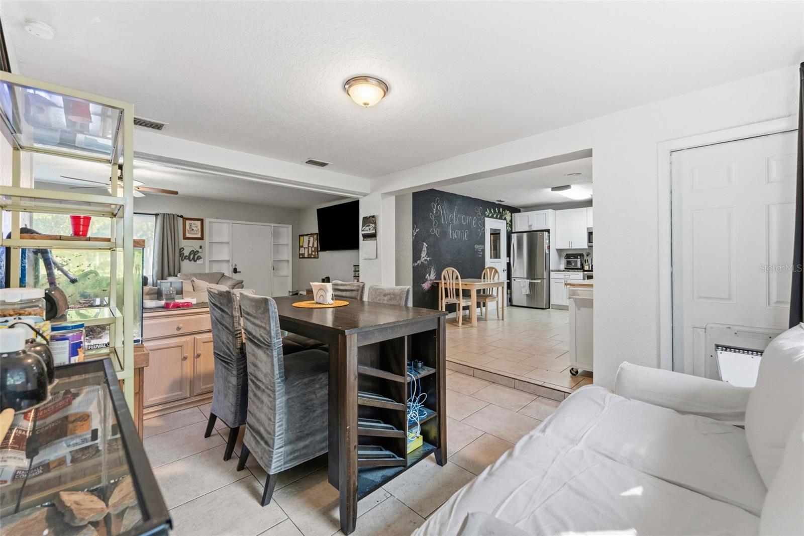 Image 6 of 29 For 1485 Overlea Street