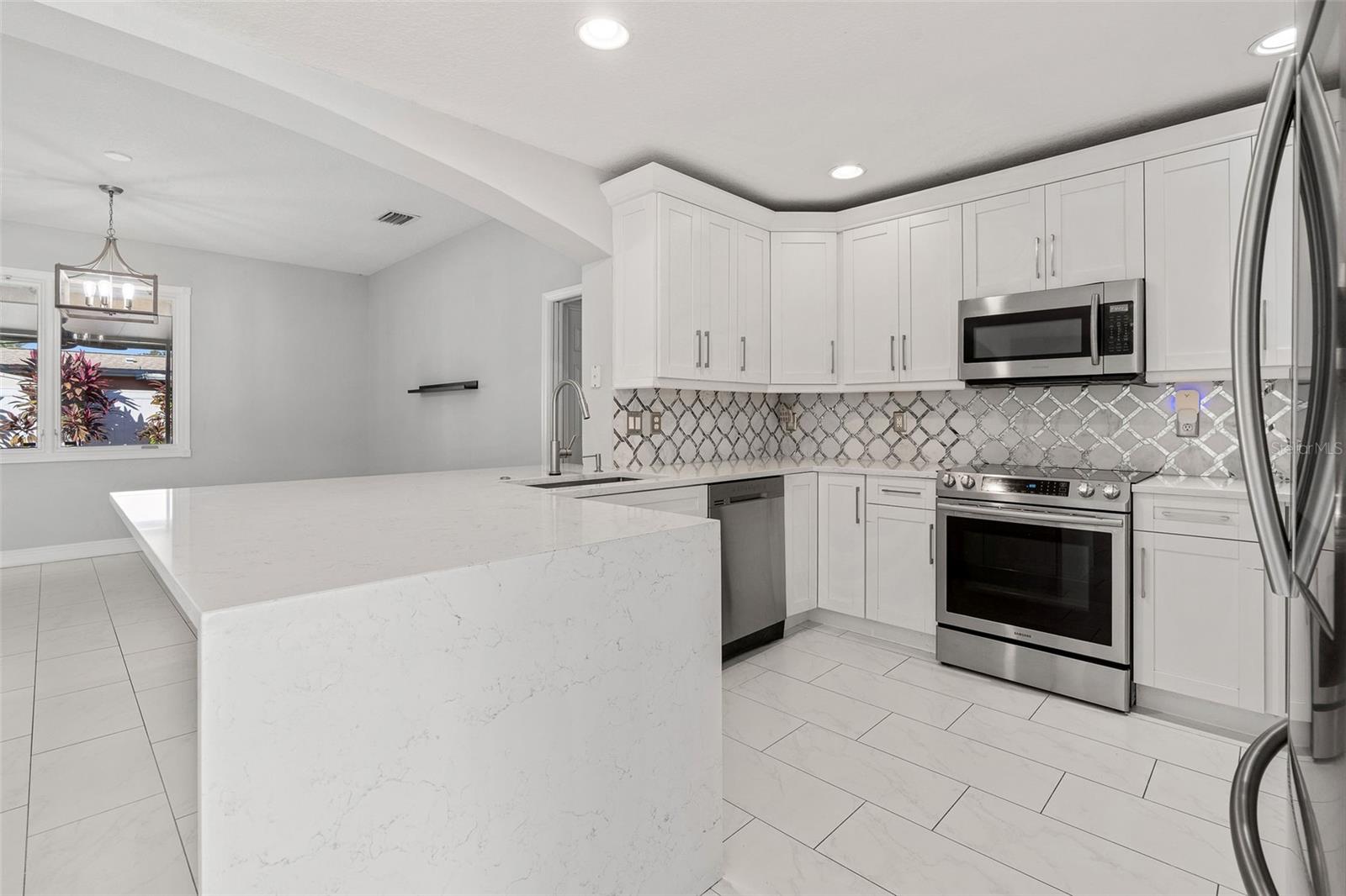 Image 12 of 48 For 490 Woodland Drive