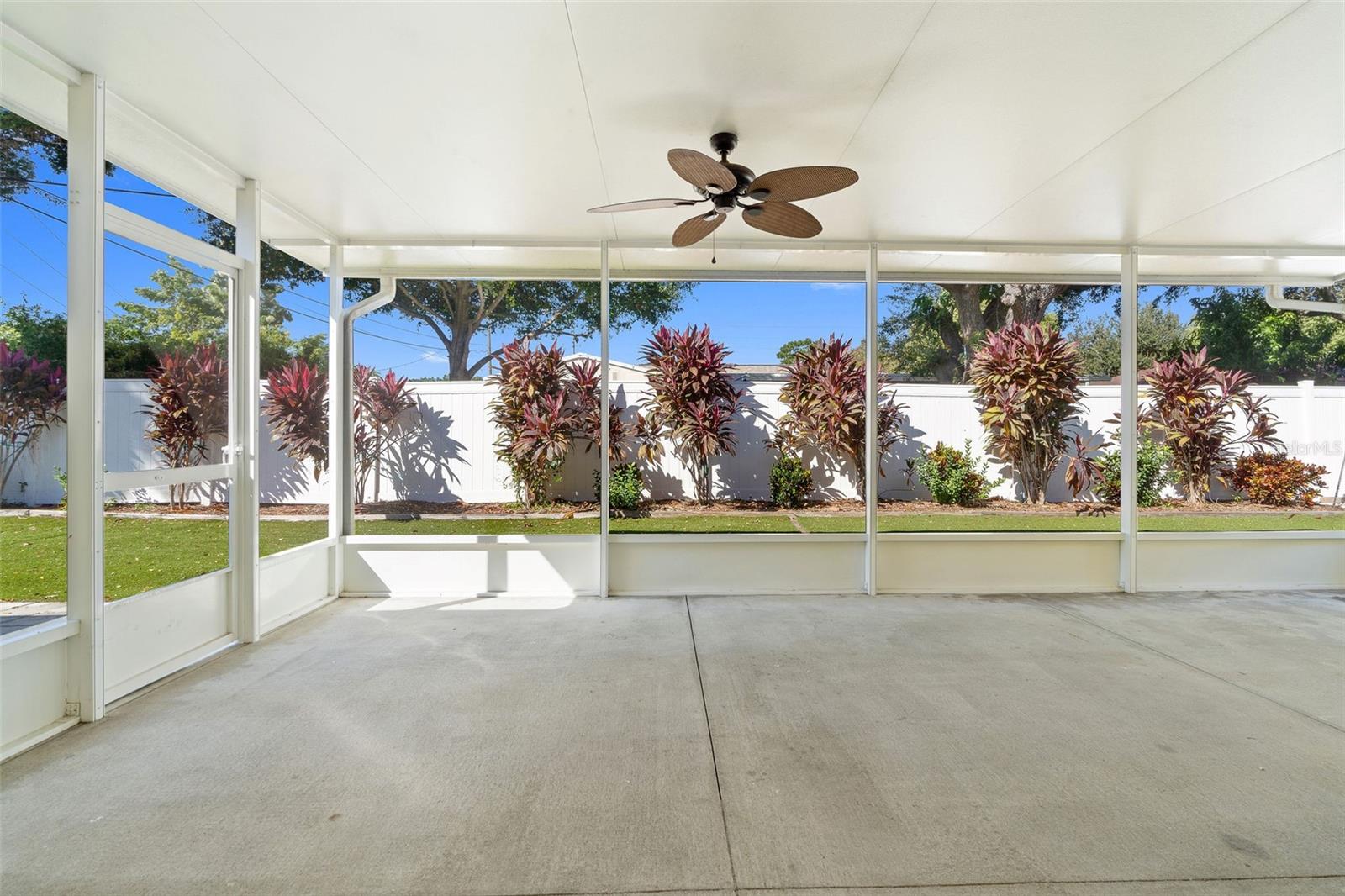 Image 34 of 48 For 490 Woodland Drive