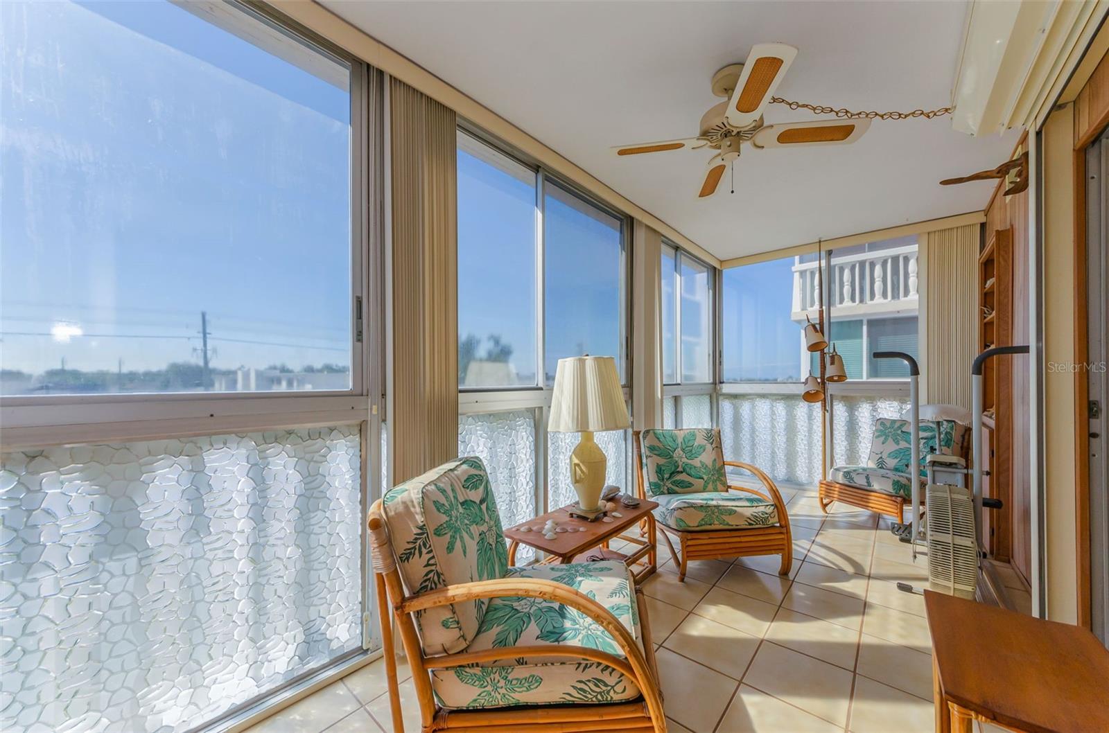 Image 8 of 25 For 131 Bluff View Drive 308