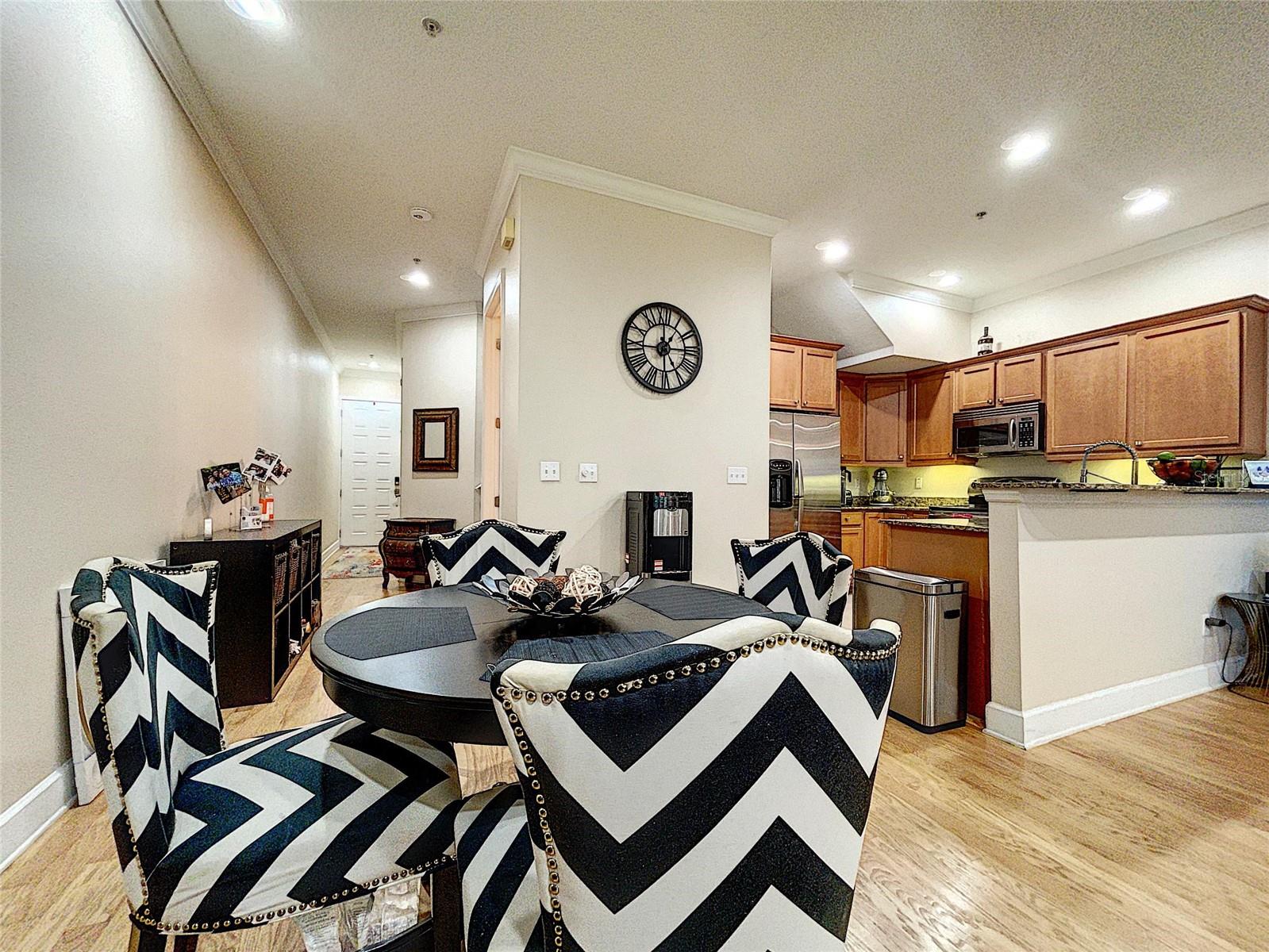 Image 15 of 53 For 3210 Horatio Street 10