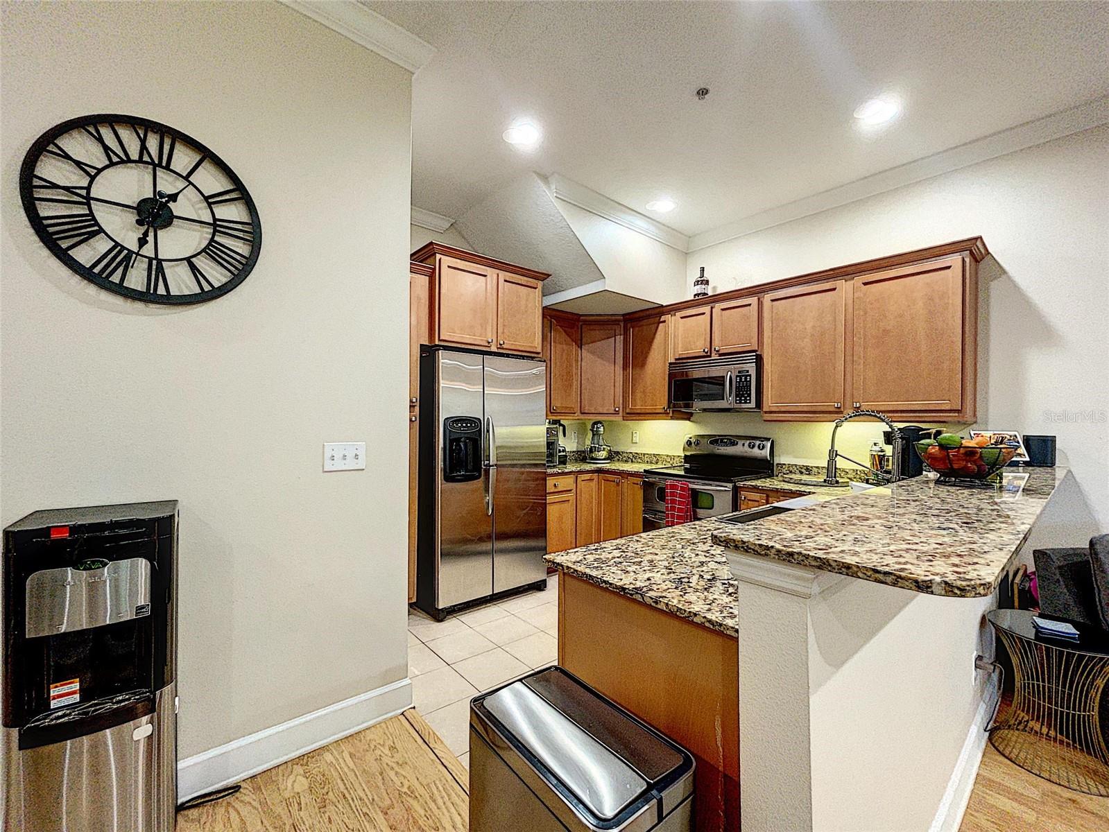 Image 18 of 53 For 3210 Horatio Street 10