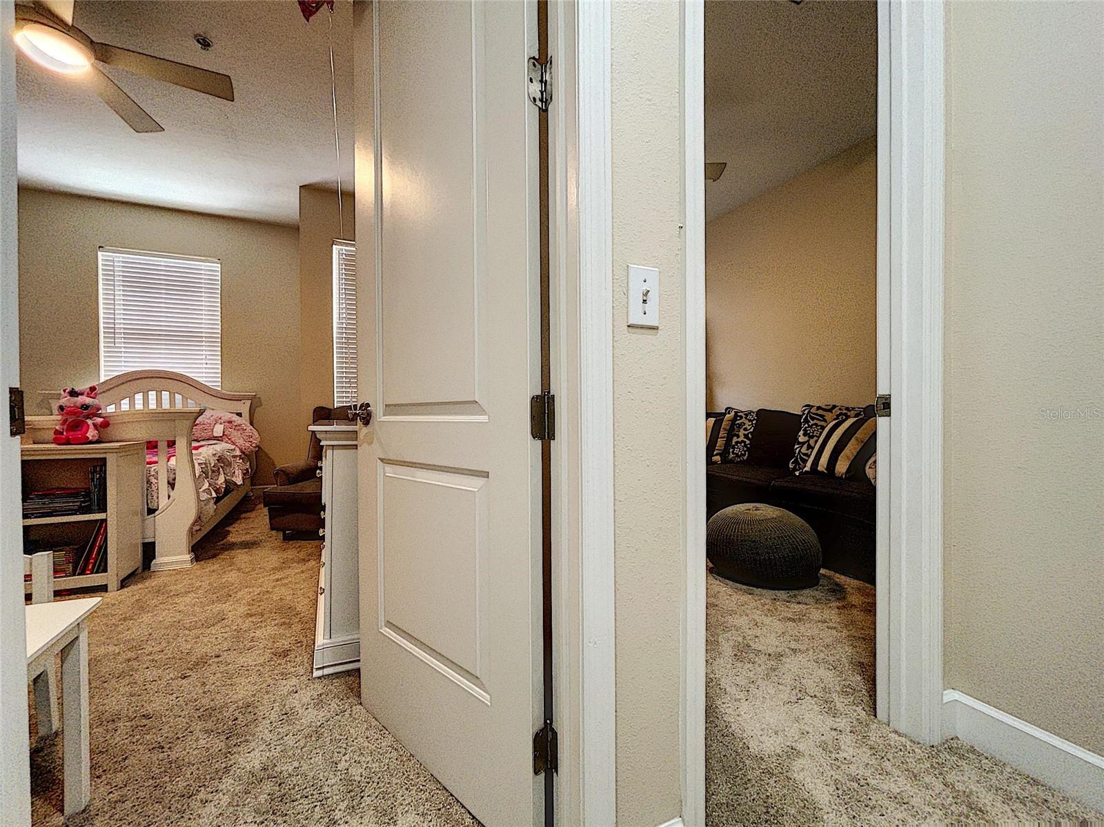 Image 43 of 53 For 3210 Horatio Street 10
