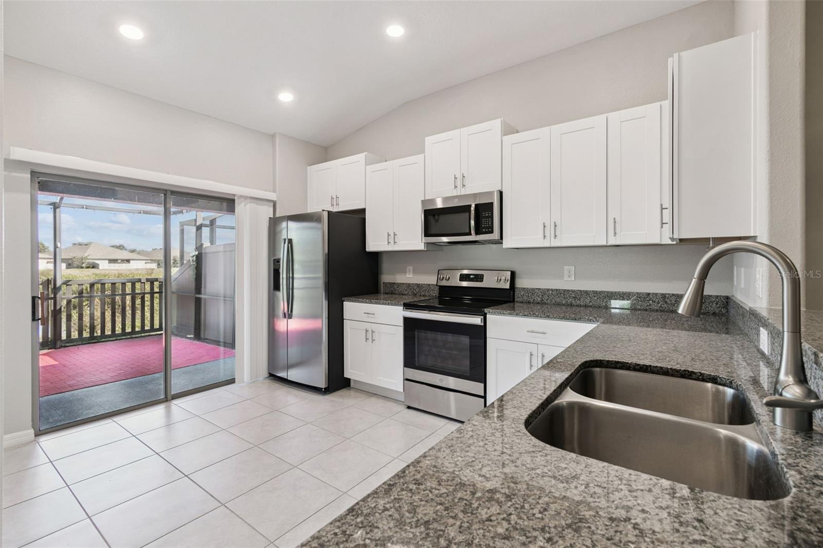 Image 22 of 38 For 13285 Crest Lake Drive