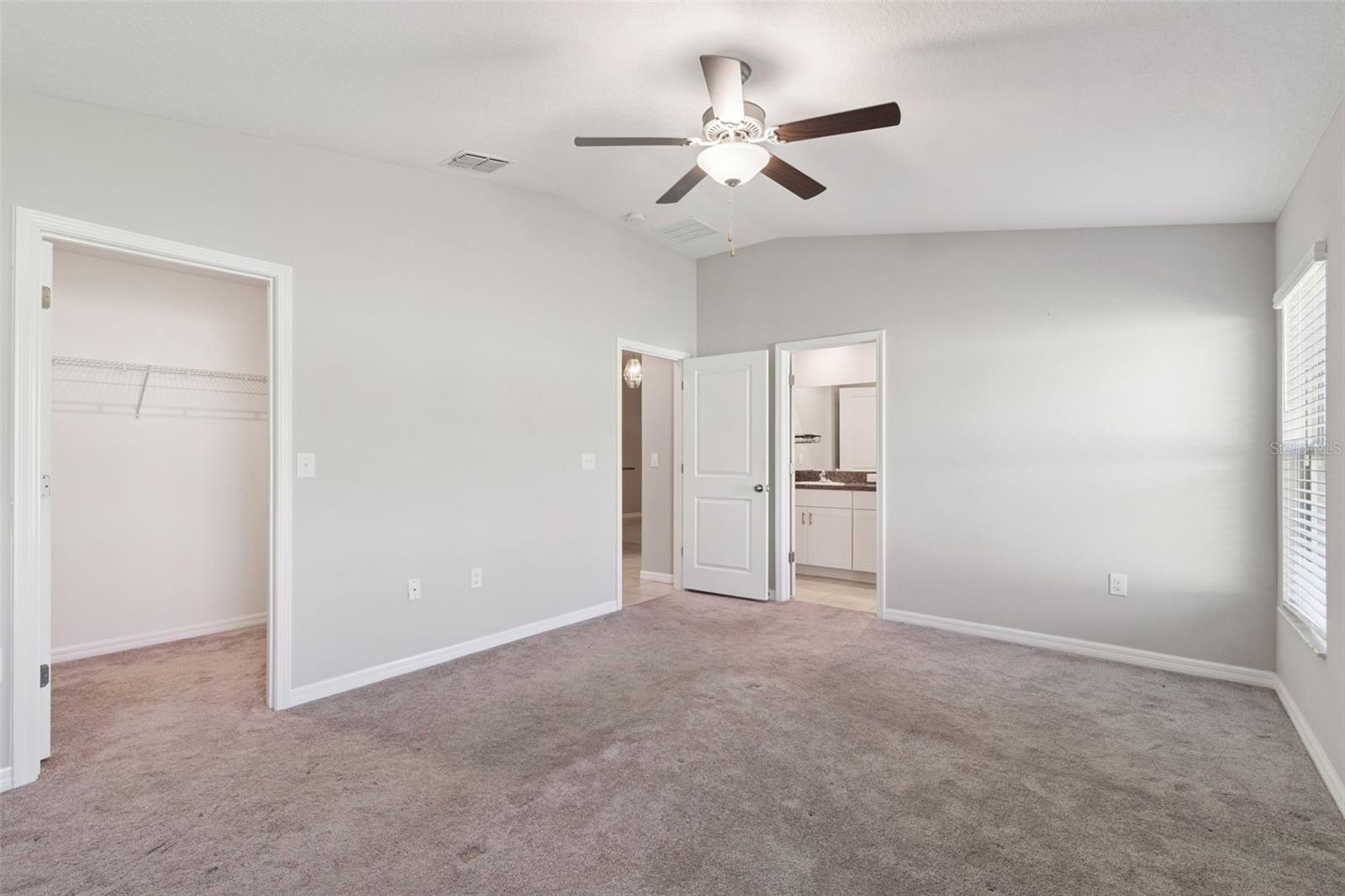 Image 31 of 38 For 13285 Crest Lake Drive