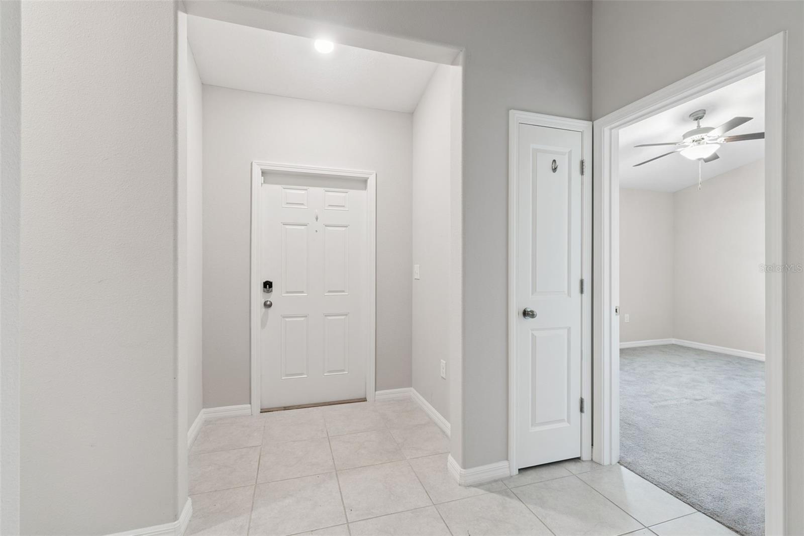 Image 5 of 38 For 13285 Crest Lake Drive