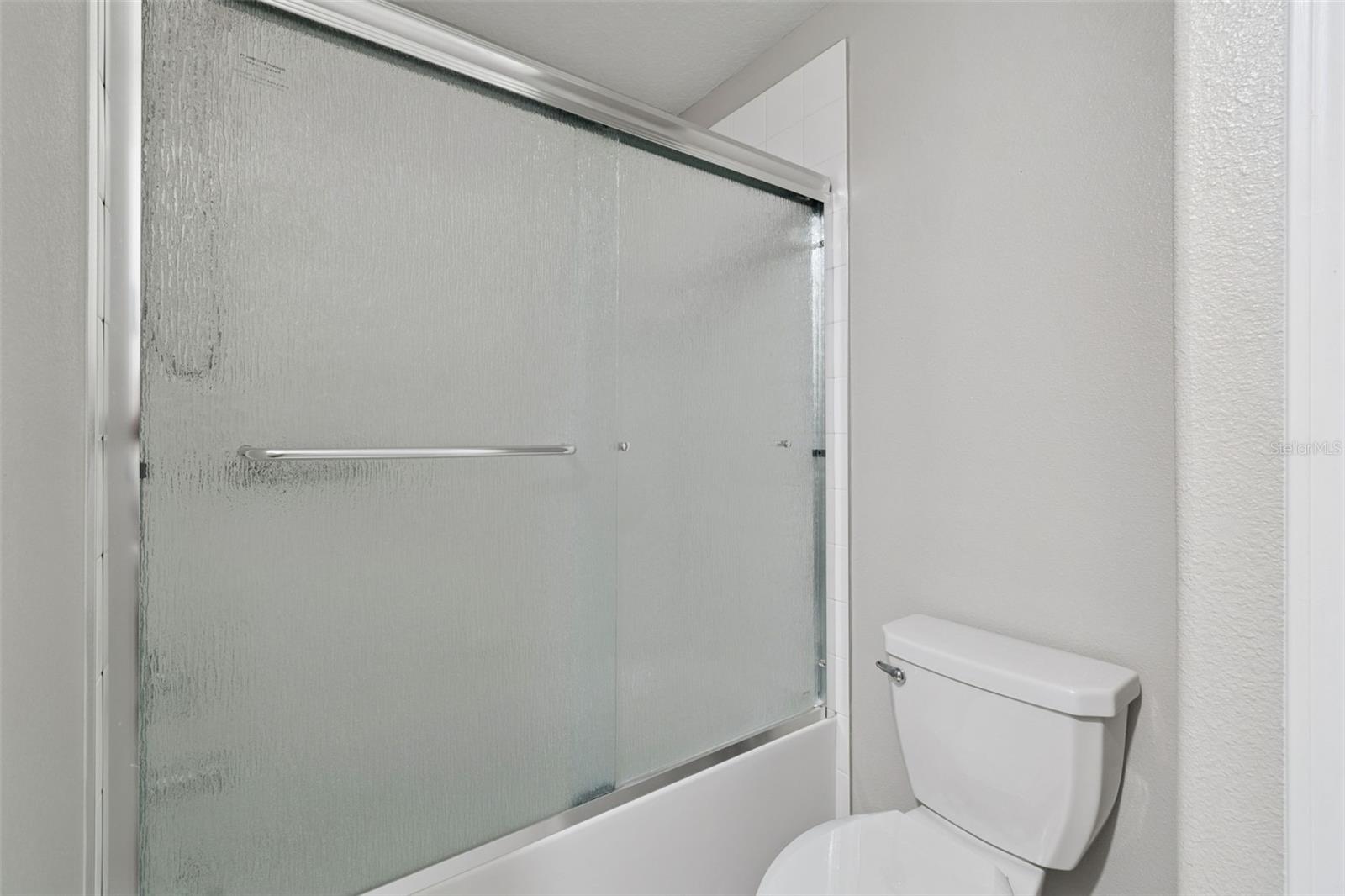 Image 9 of 38 For 13285 Crest Lake Drive