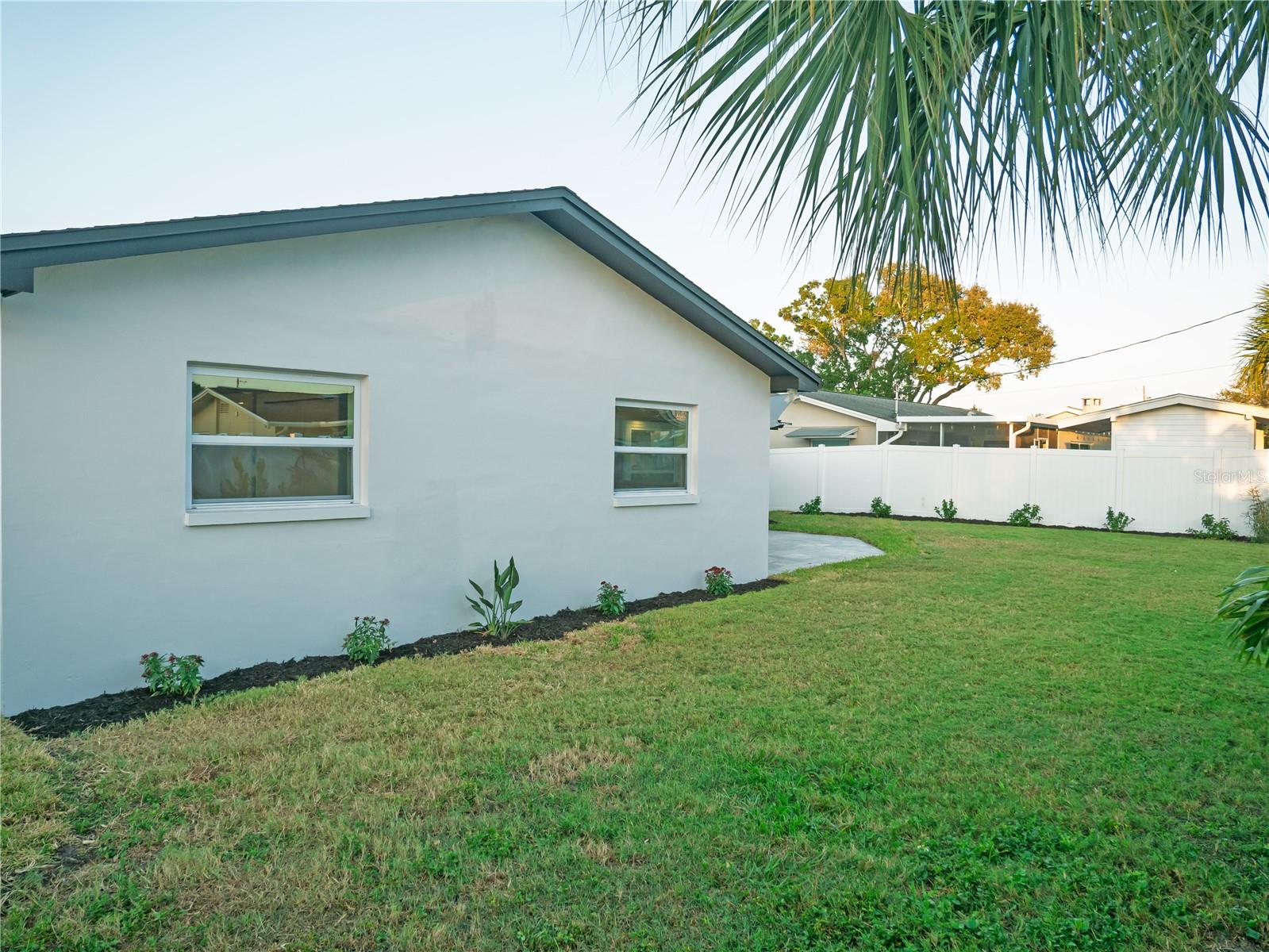 Image 36 of 44 For 6300 31st Avenue N