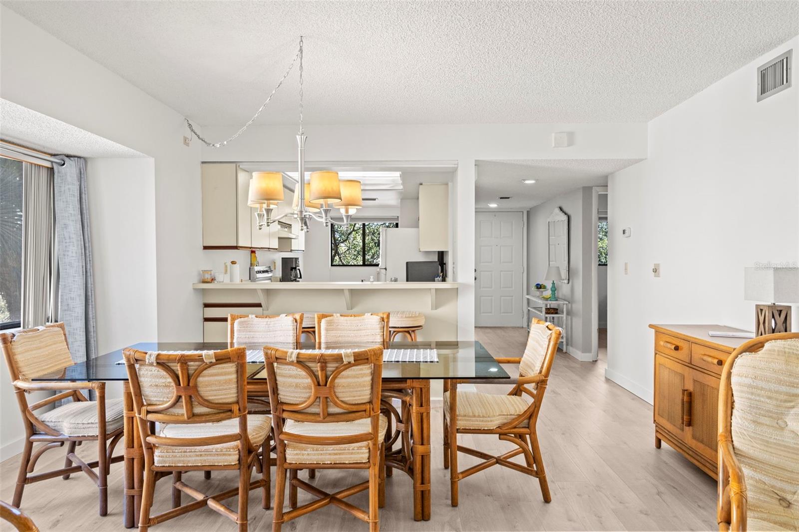 Image 11 of 24 For 1728 Golfview Drive 1728