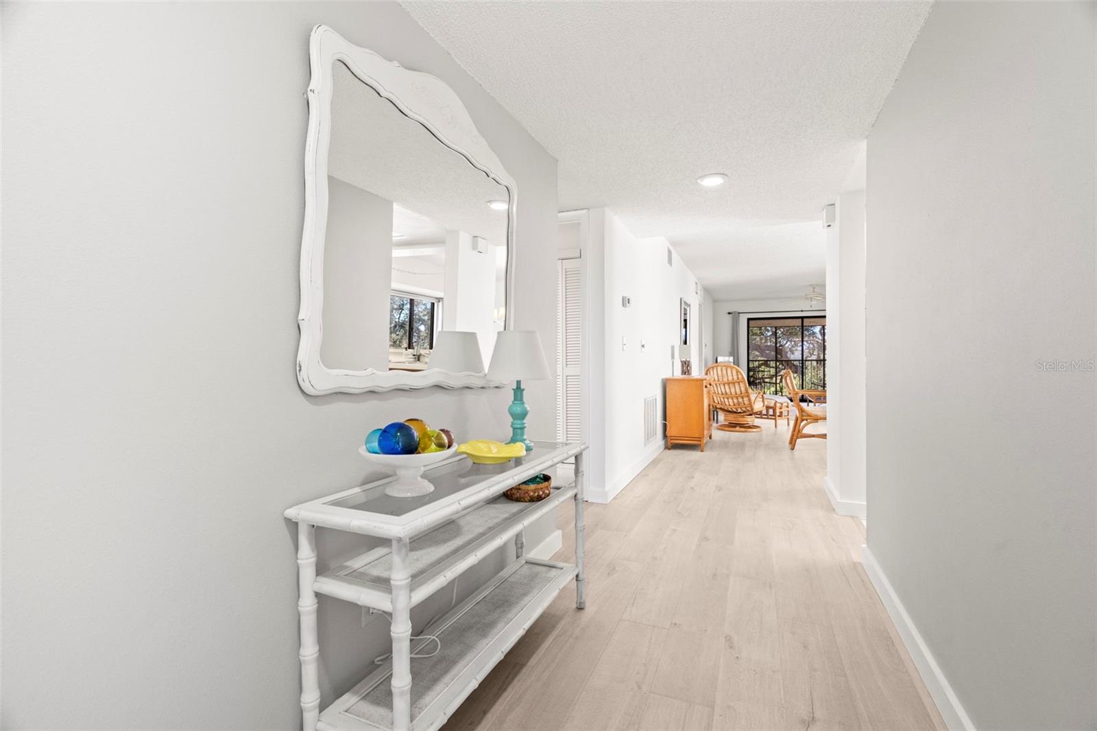 Image 2 of 24 For 1728 Golfview Drive 1728