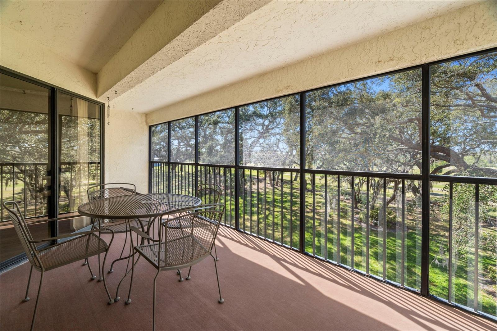 Image 20 of 24 For 1728 Golfview Drive 1728