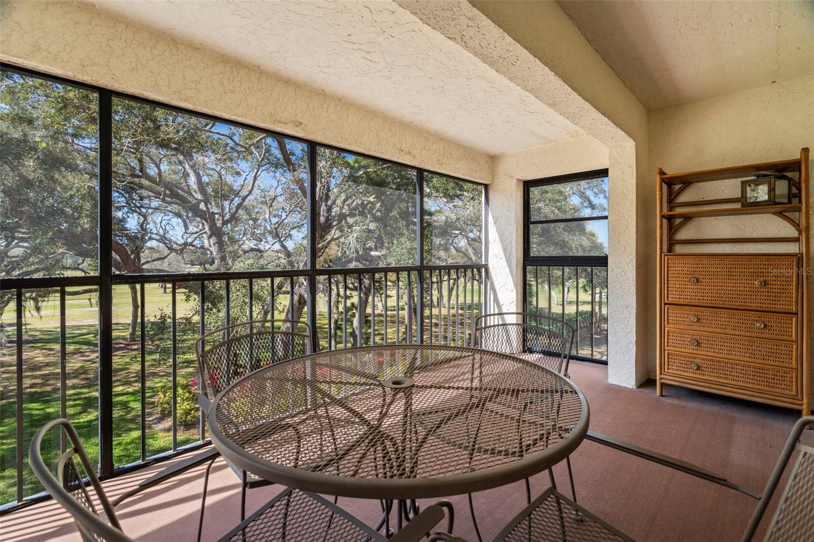 Image 22 of 24 For 1728 Golfview Drive 1728