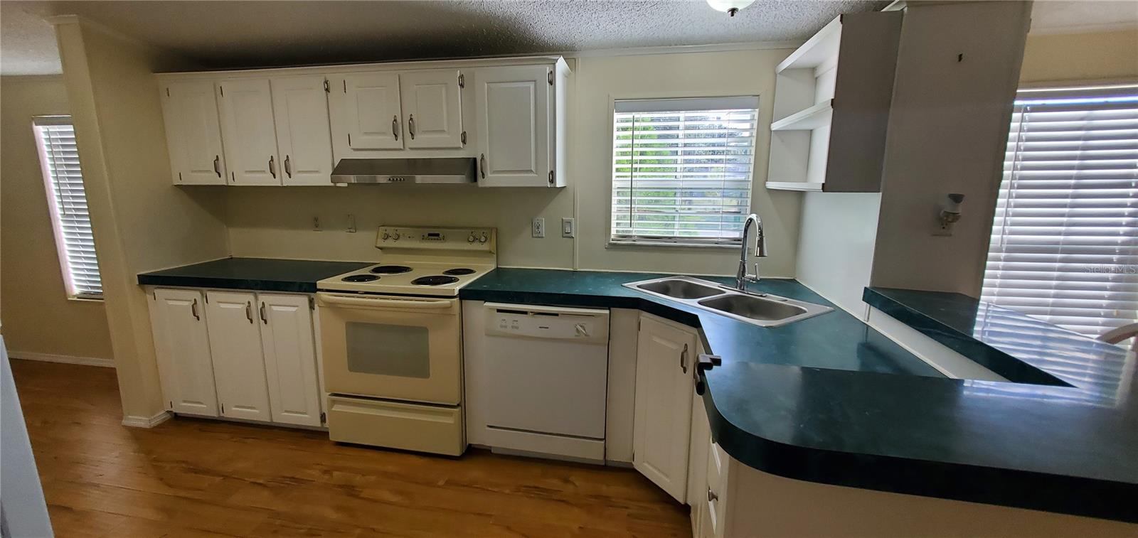 Image 12 of 20 For 2403 Metro Drive