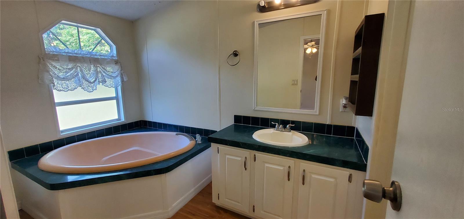 Image 9 of 20 For 2403 Metro Drive