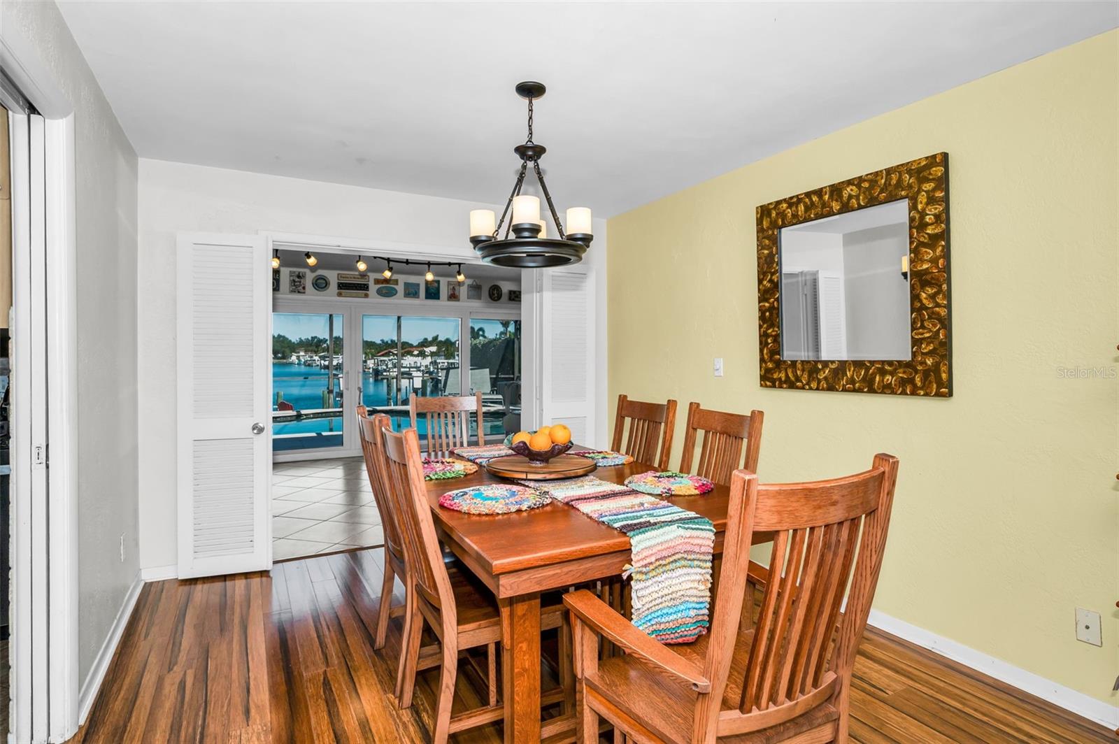 Listing photo id 4 for 4201 46th Avenue S