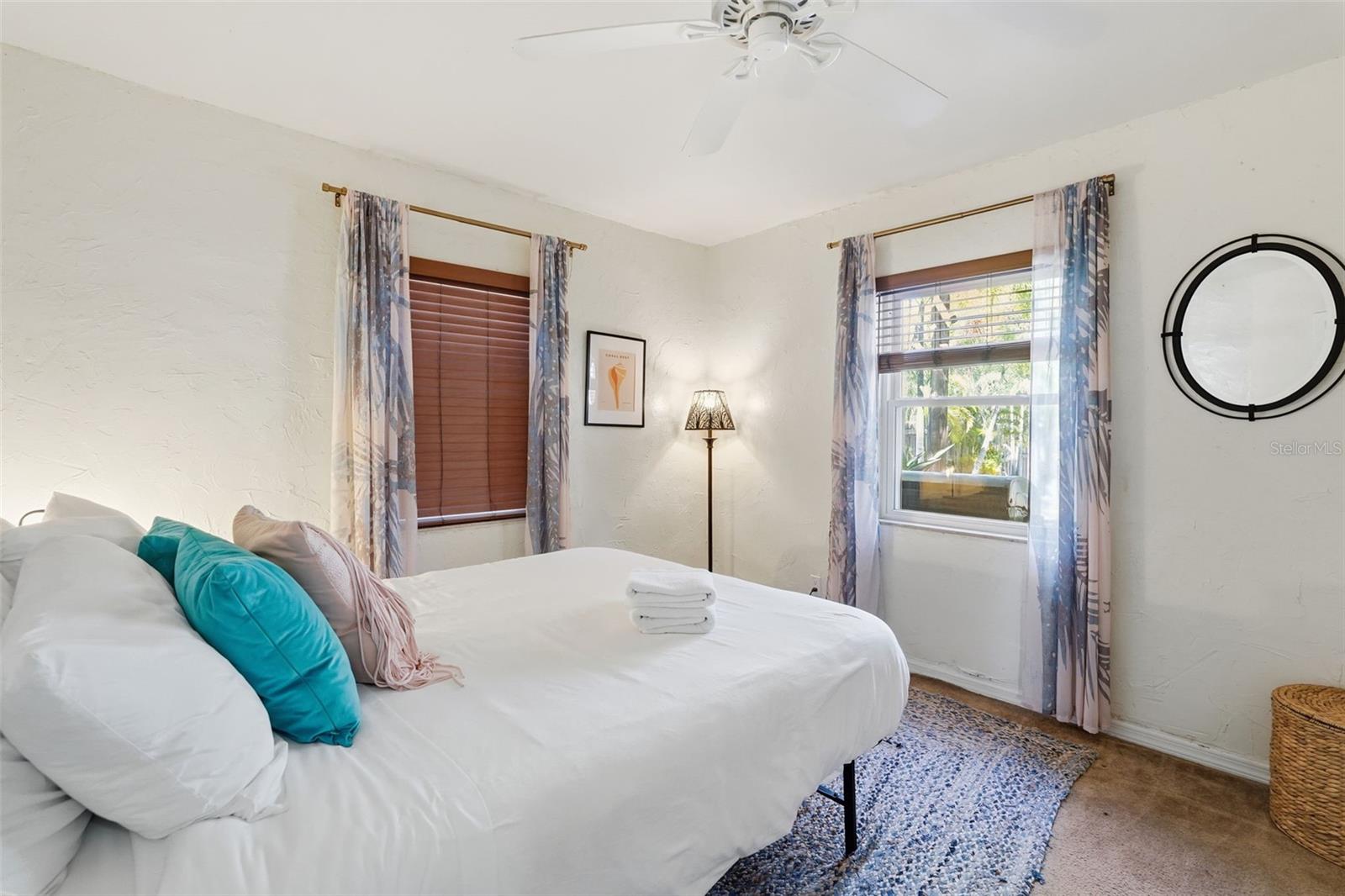 Image 16 of 37 For 135 Monroe Circle N