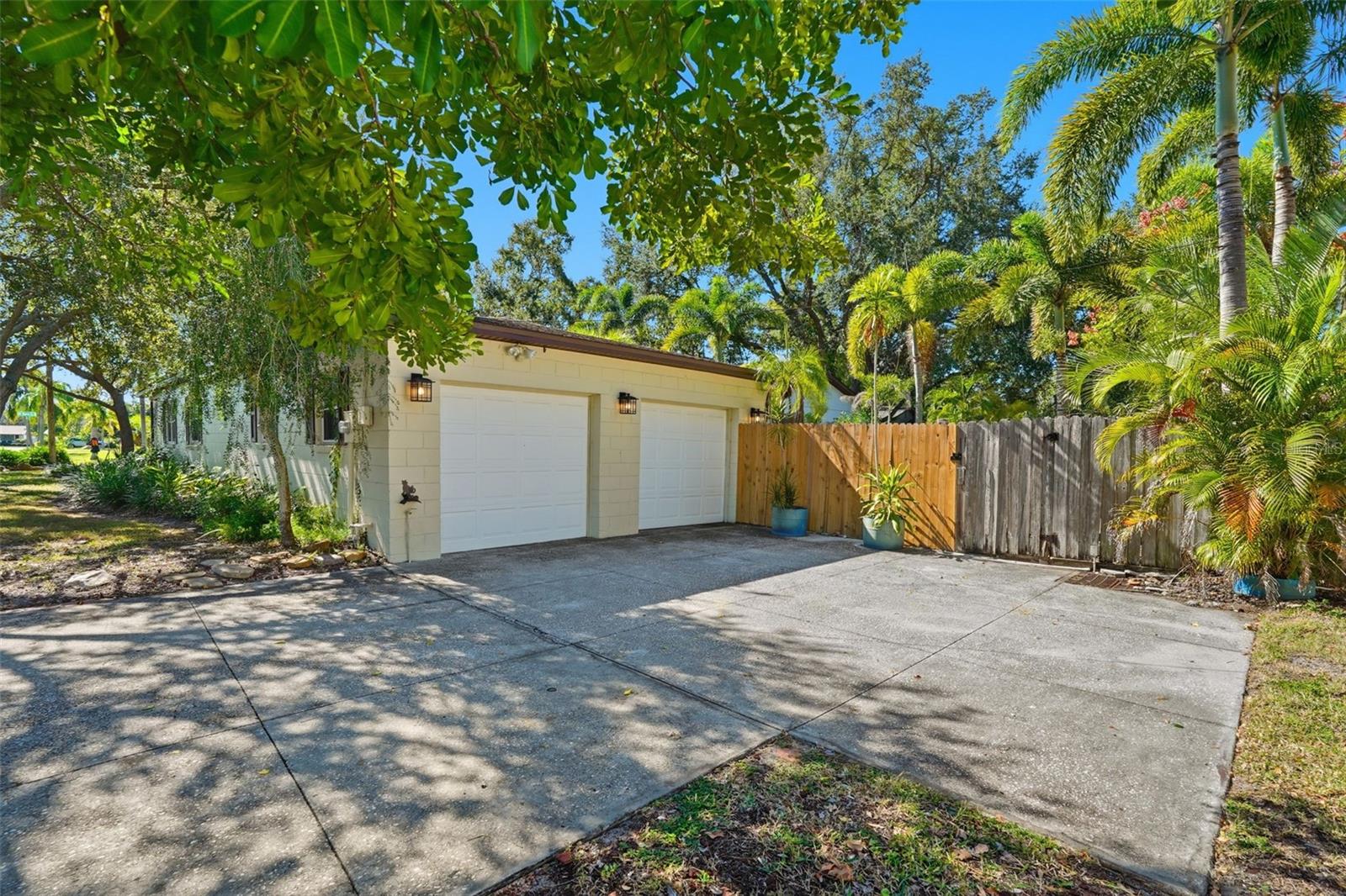 Image 30 of 37 For 135 Monroe Circle N