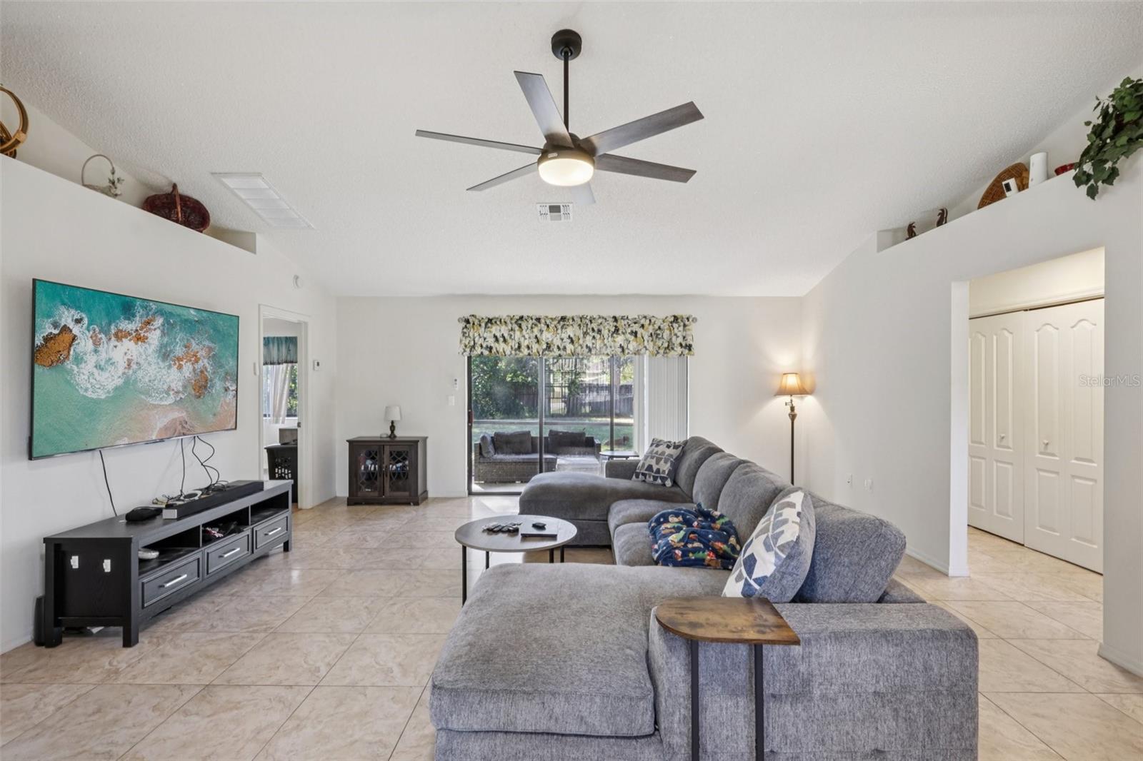 Image 4 of 23 For 8340 Nevada St