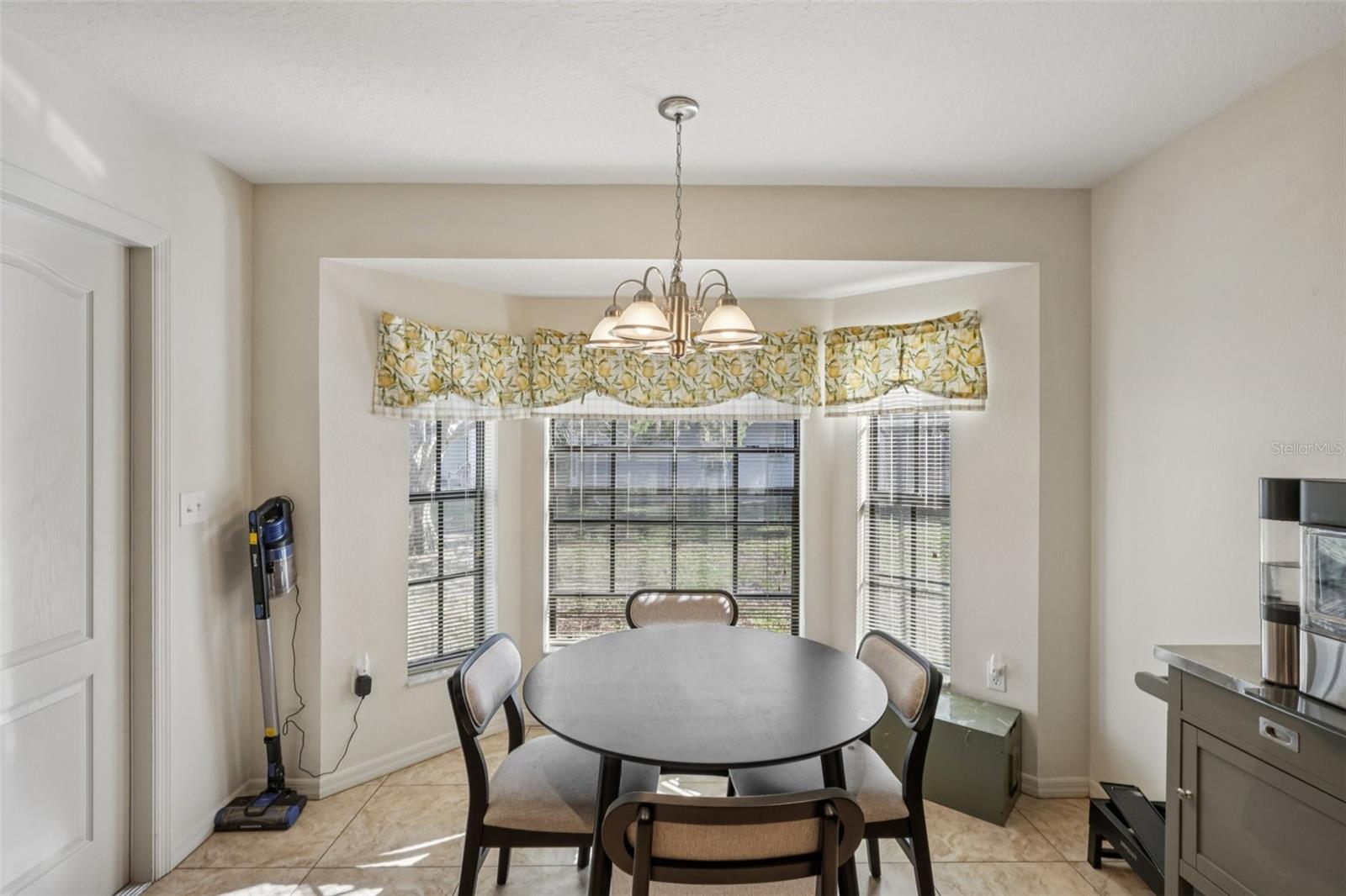 Image 8 of 23 For 8340 Nevada St