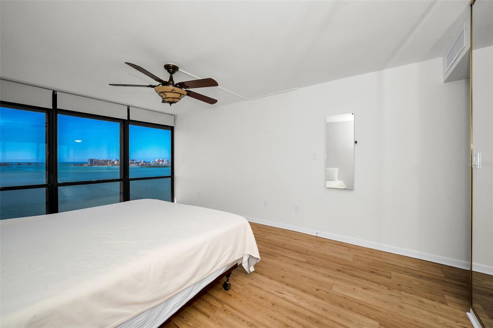 Image 24 of 53 For 80 Rogers Street 10a