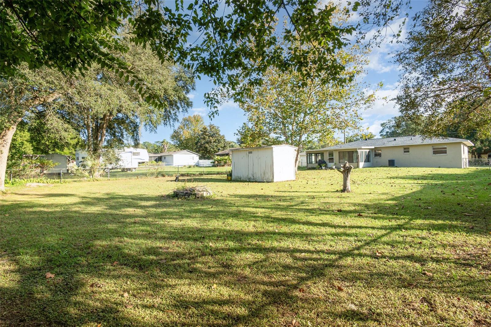 Image 25 of 34 For 413 First Drive