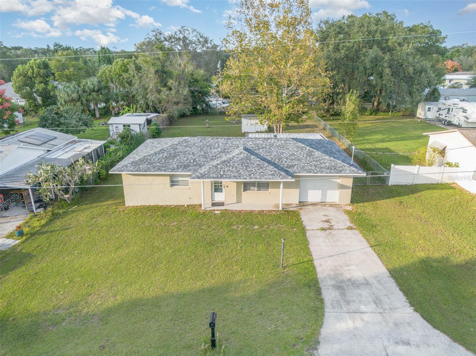 Image 27 of 34 For 413 First Drive