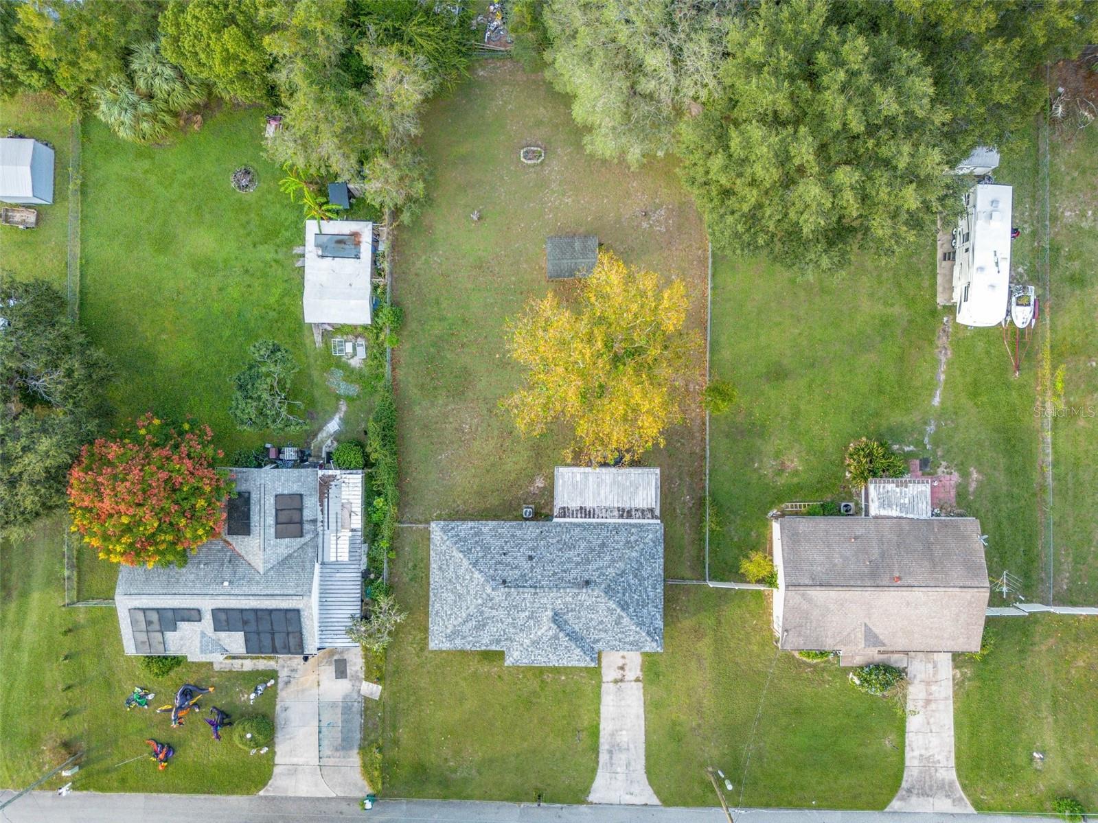 Image 31 of 34 For 413 First Drive