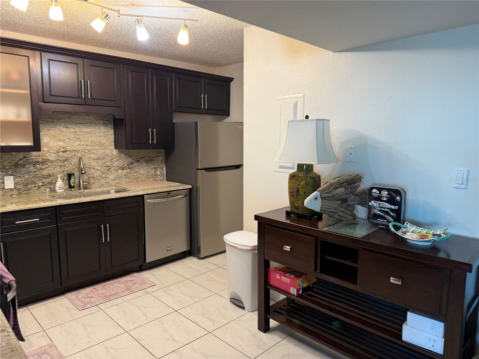 Image 13 of 43 For 1621 Gulf Boulevard 1203