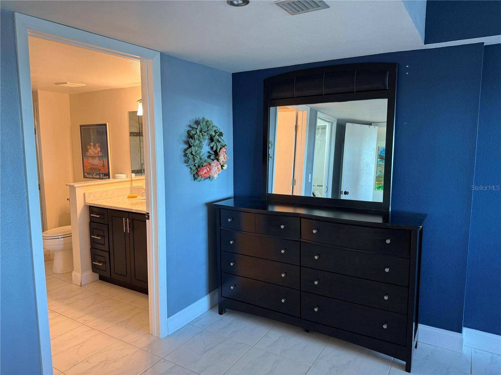 Image 16 of 43 For 1621 Gulf Boulevard 1203