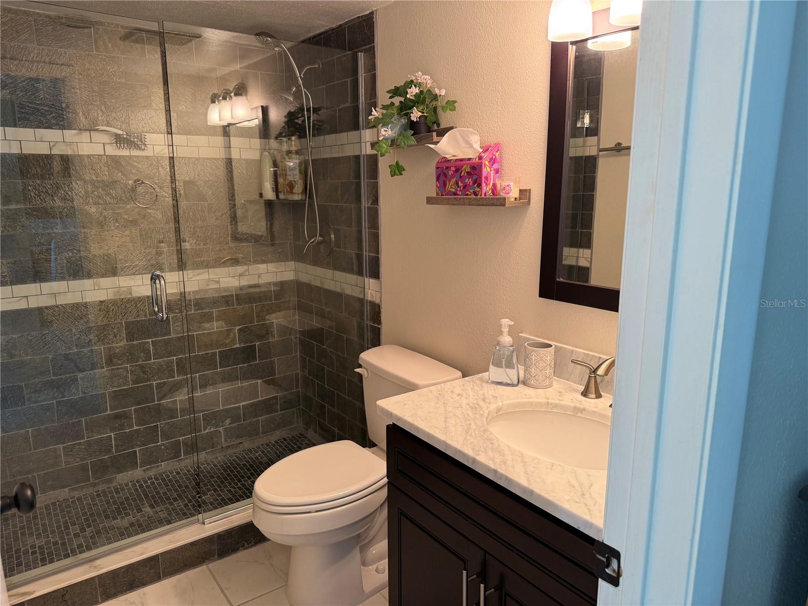 Image 25 of 43 For 1621 Gulf Boulevard 1203