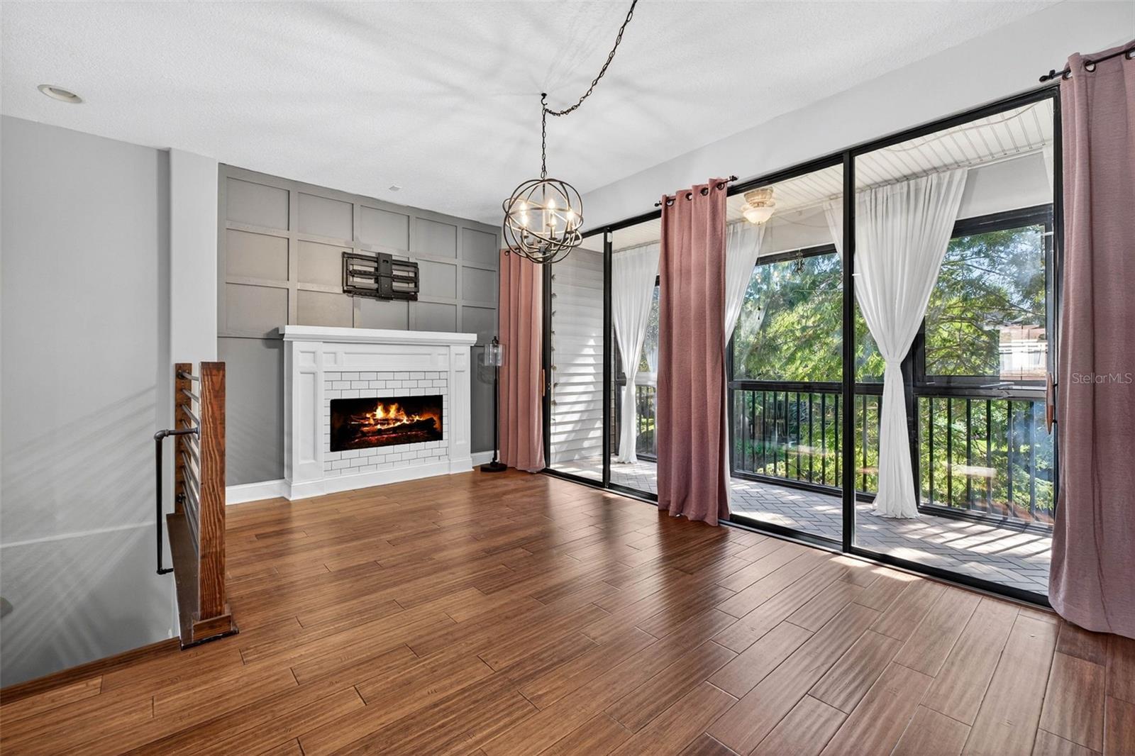 Image 14 of 39 For 9622 Bay Grove Lane