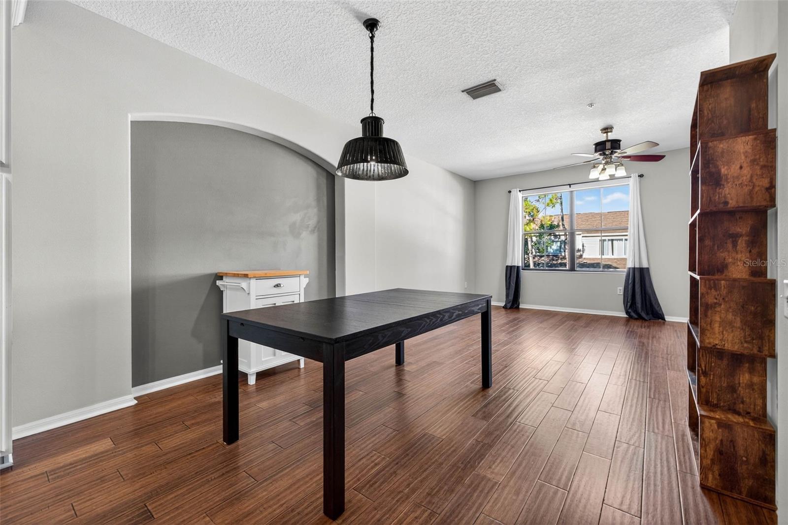 Image 17 of 39 For 9622 Bay Grove Lane