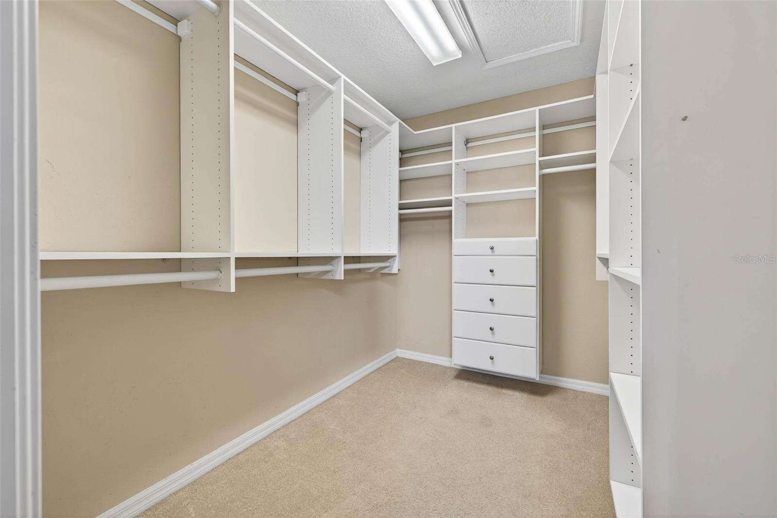 Image 29 of 39 For 9622 Bay Grove Lane